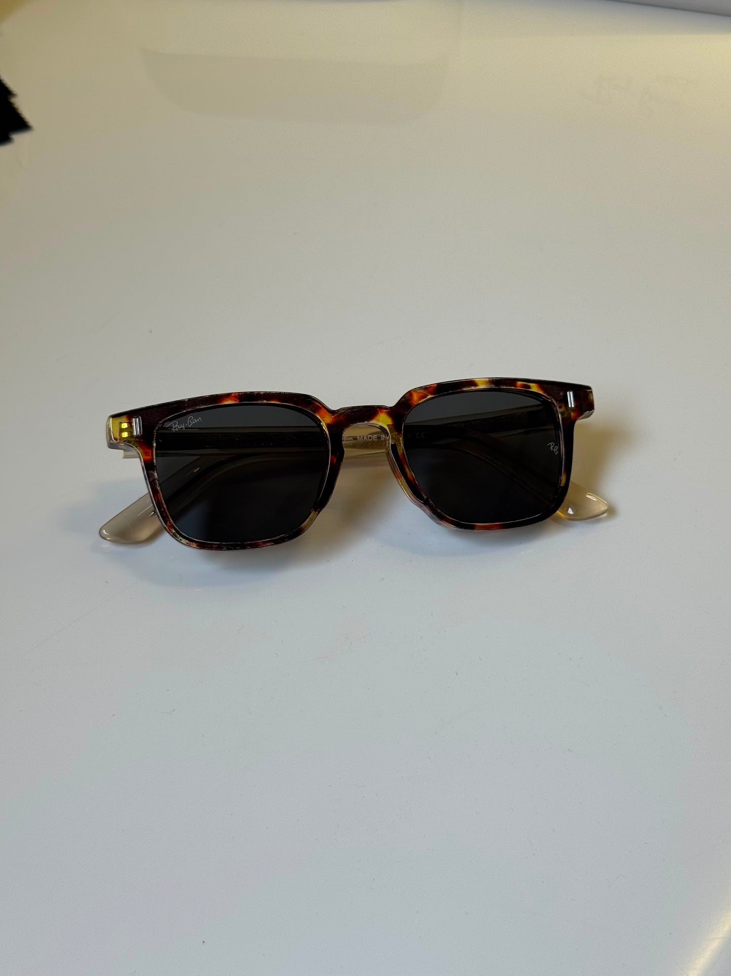 Rayban