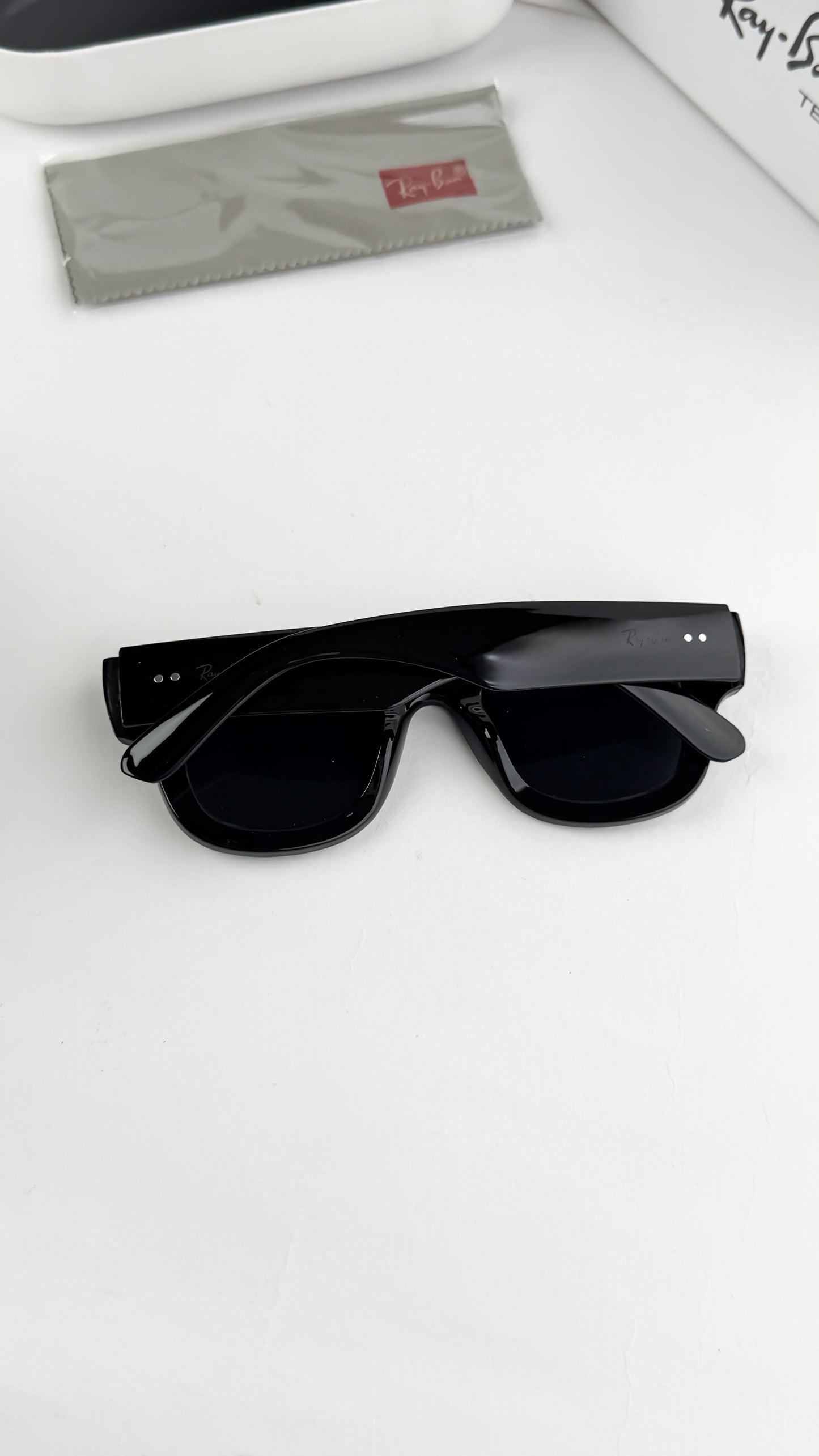 Rayban