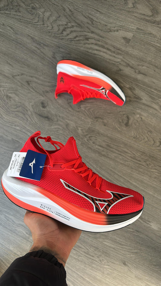 Mizuno neo vista