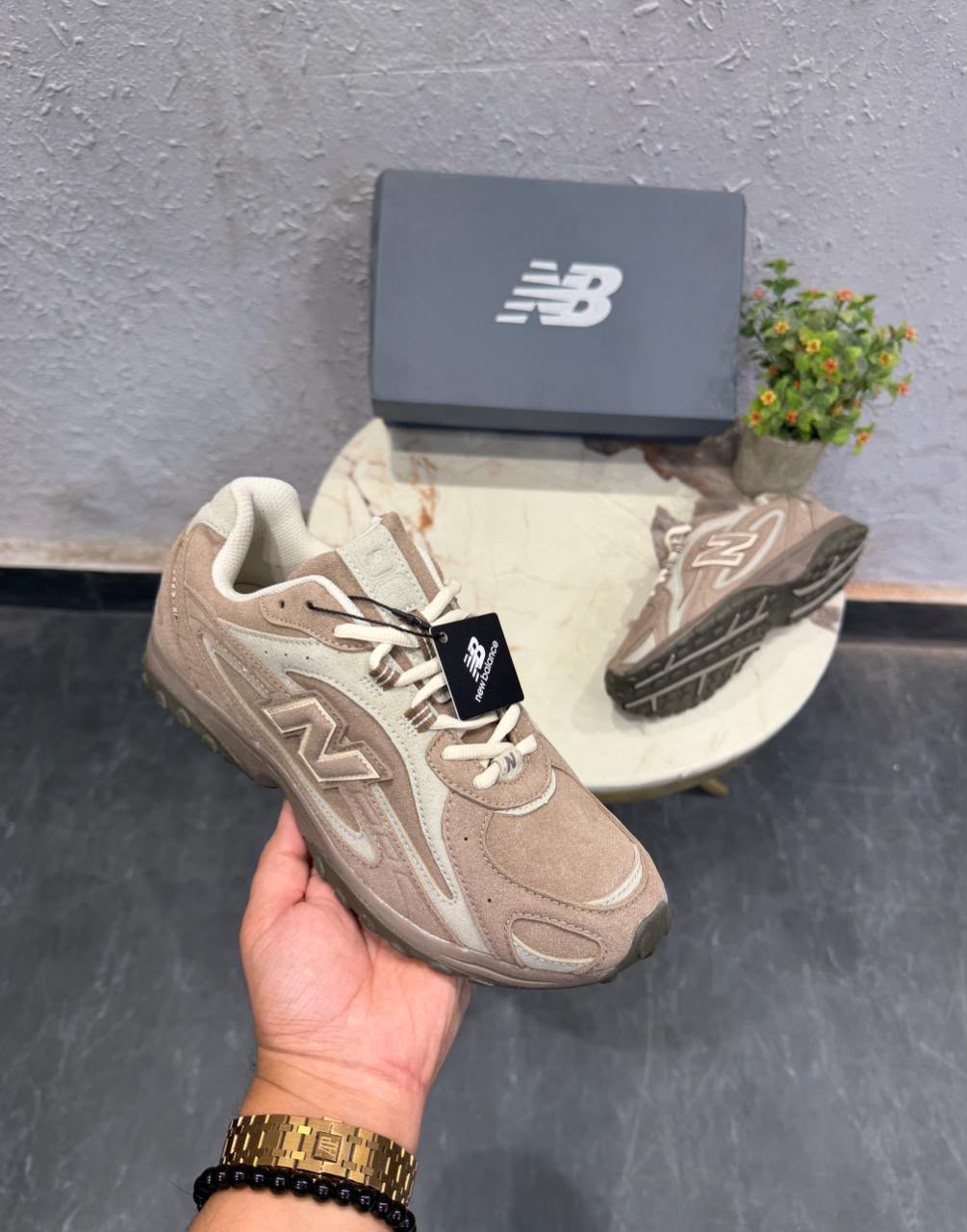 New balance 204 mushroom arid stone