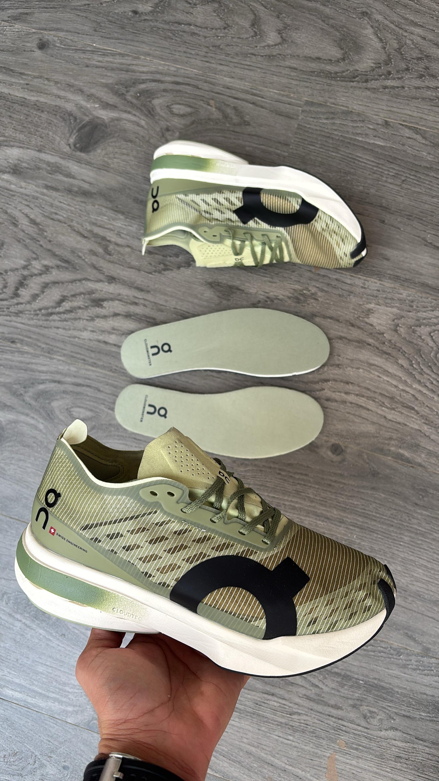 On cloud runner strike