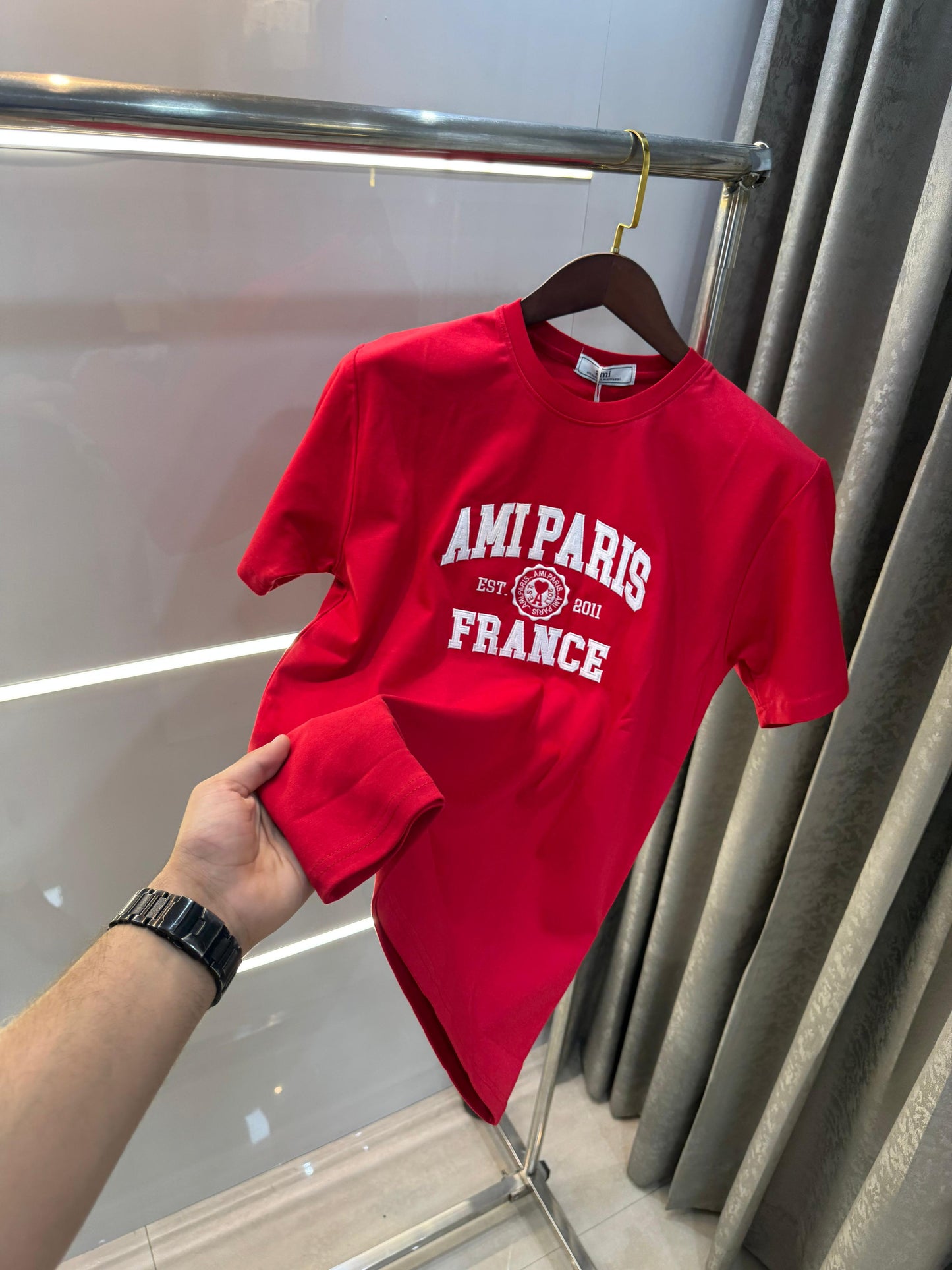 Ami paris