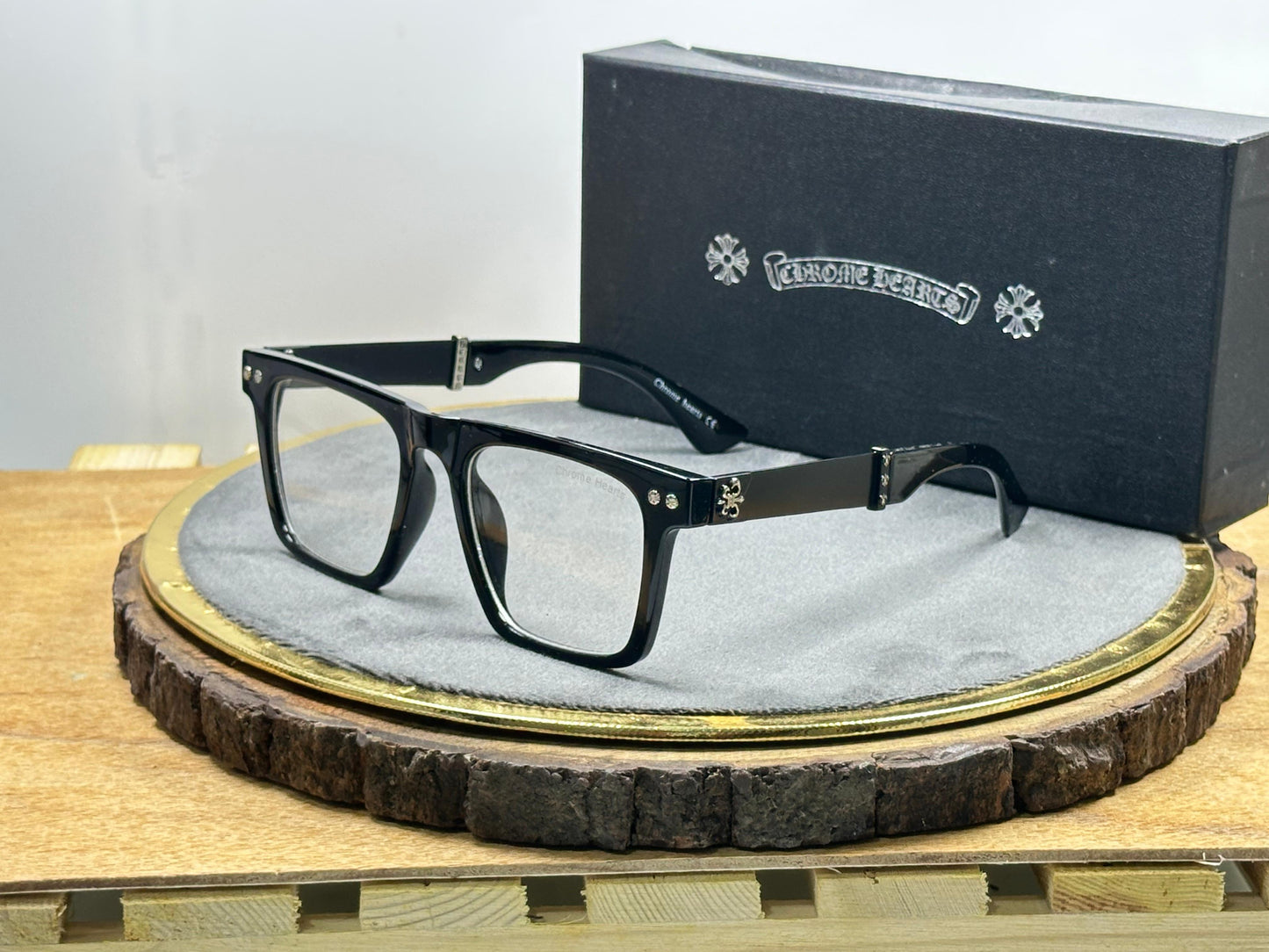 Chrome hearts
