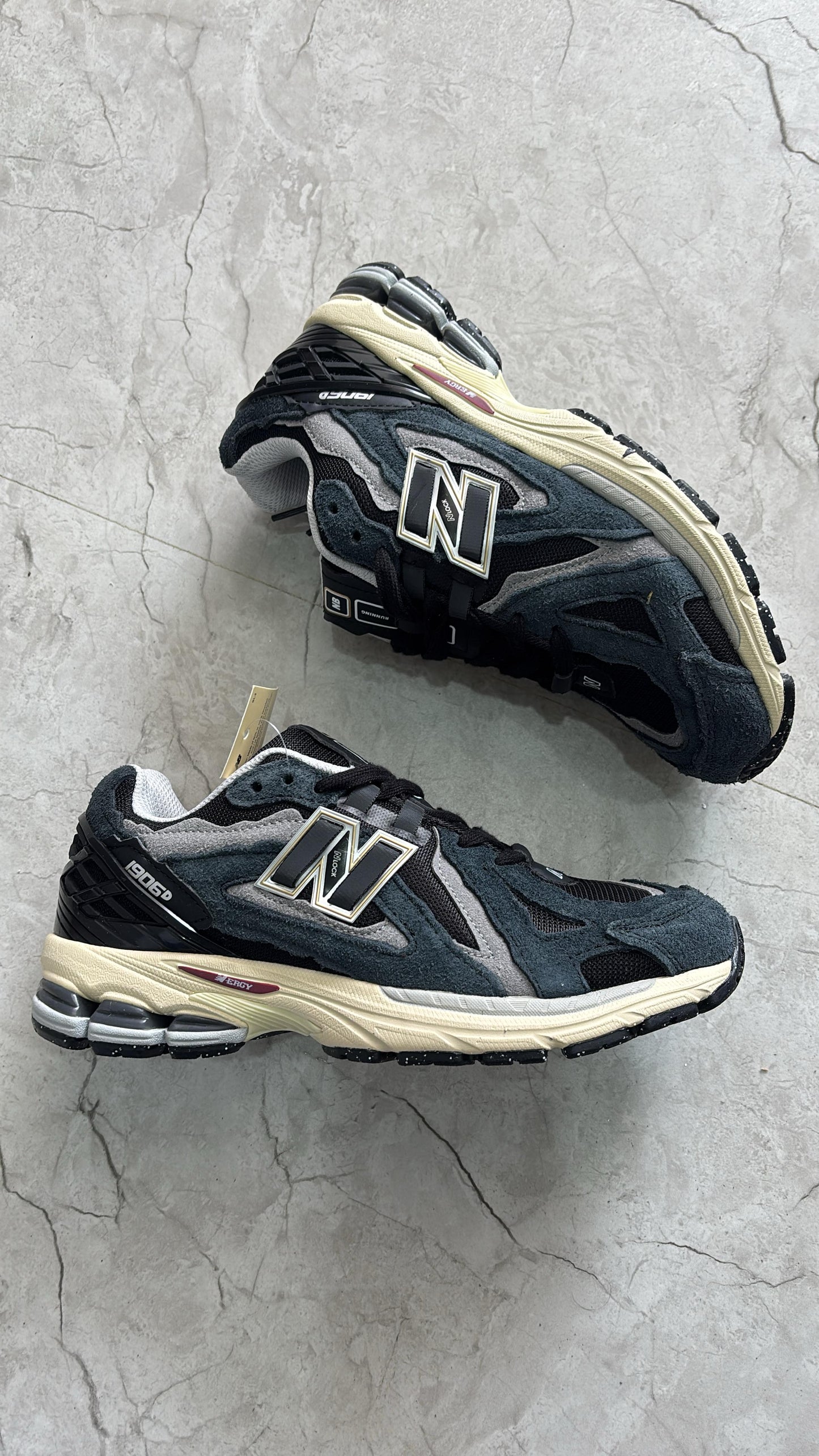 New balance 1906