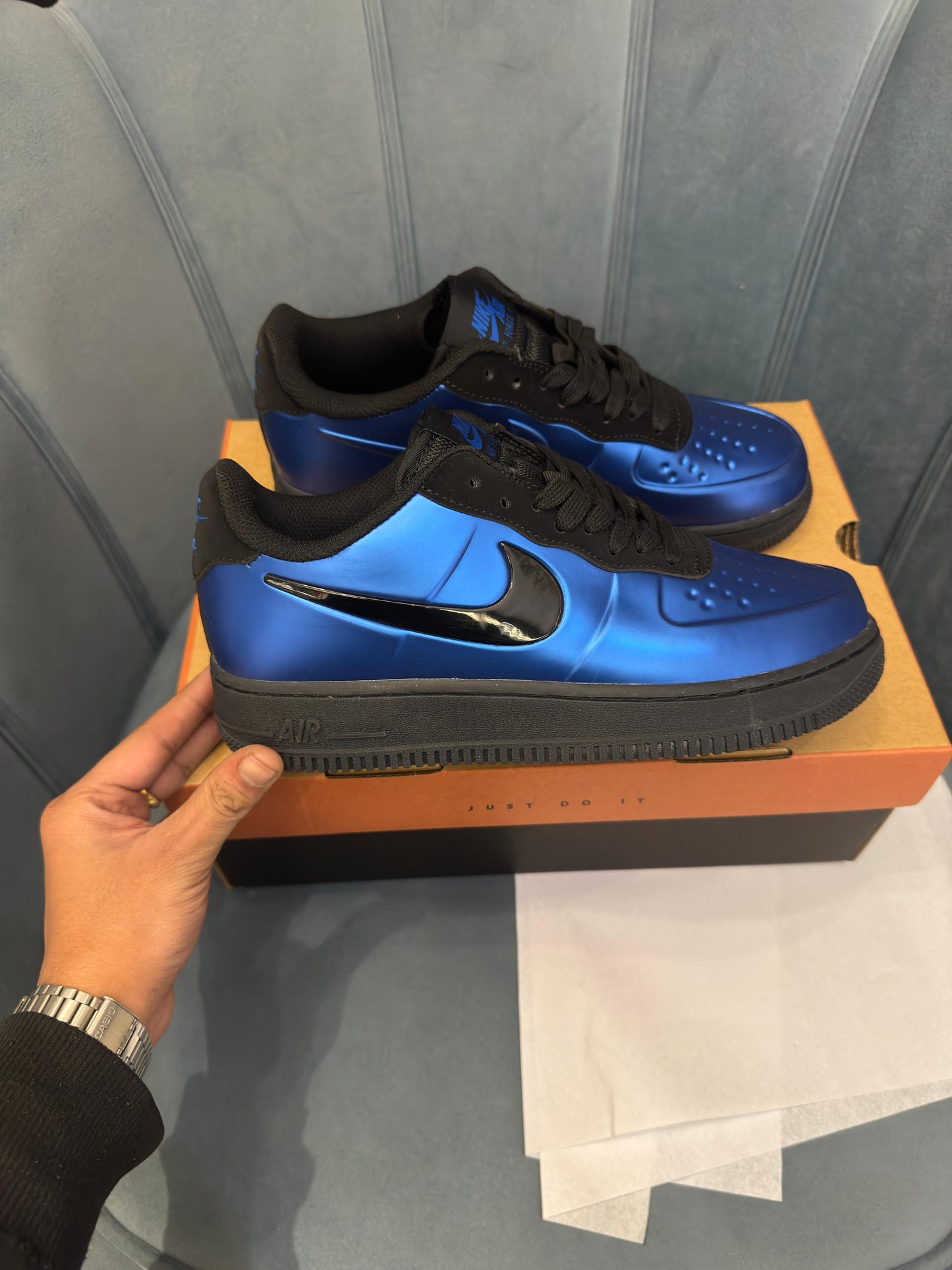 Nike airforce foamposite pro royal blue