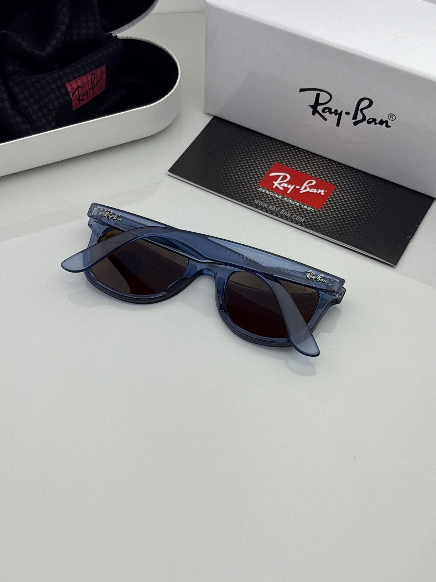 Ray ban