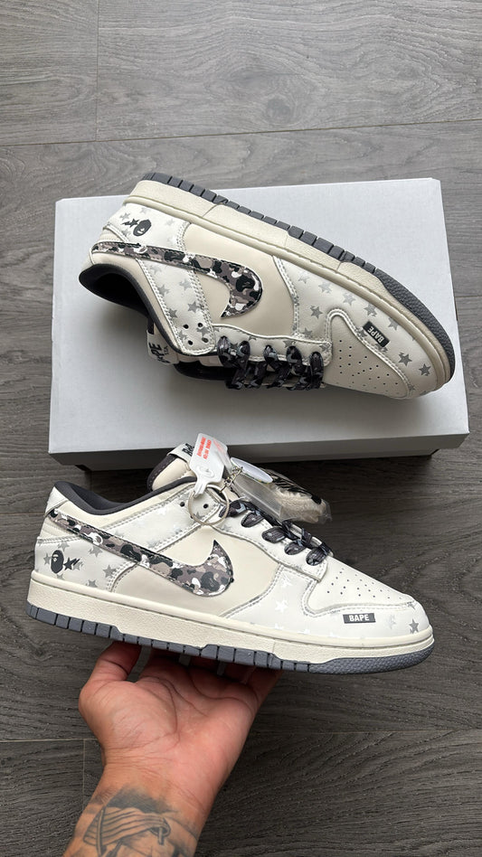 Nike sb dunk x bape