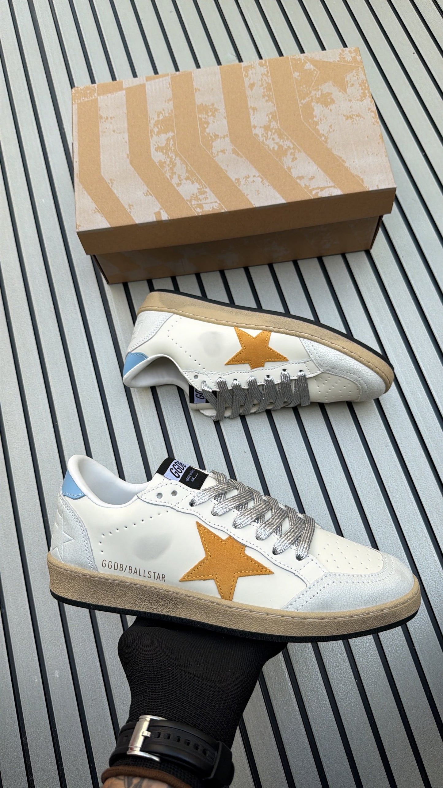 Golden goose ball star