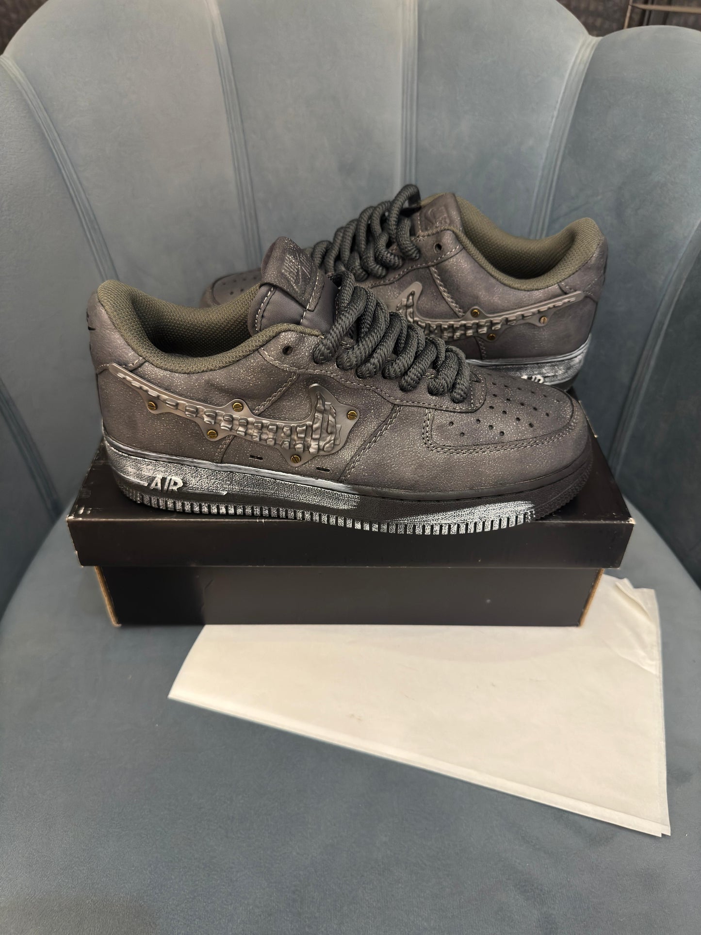 Nike airforce 1 metalwork