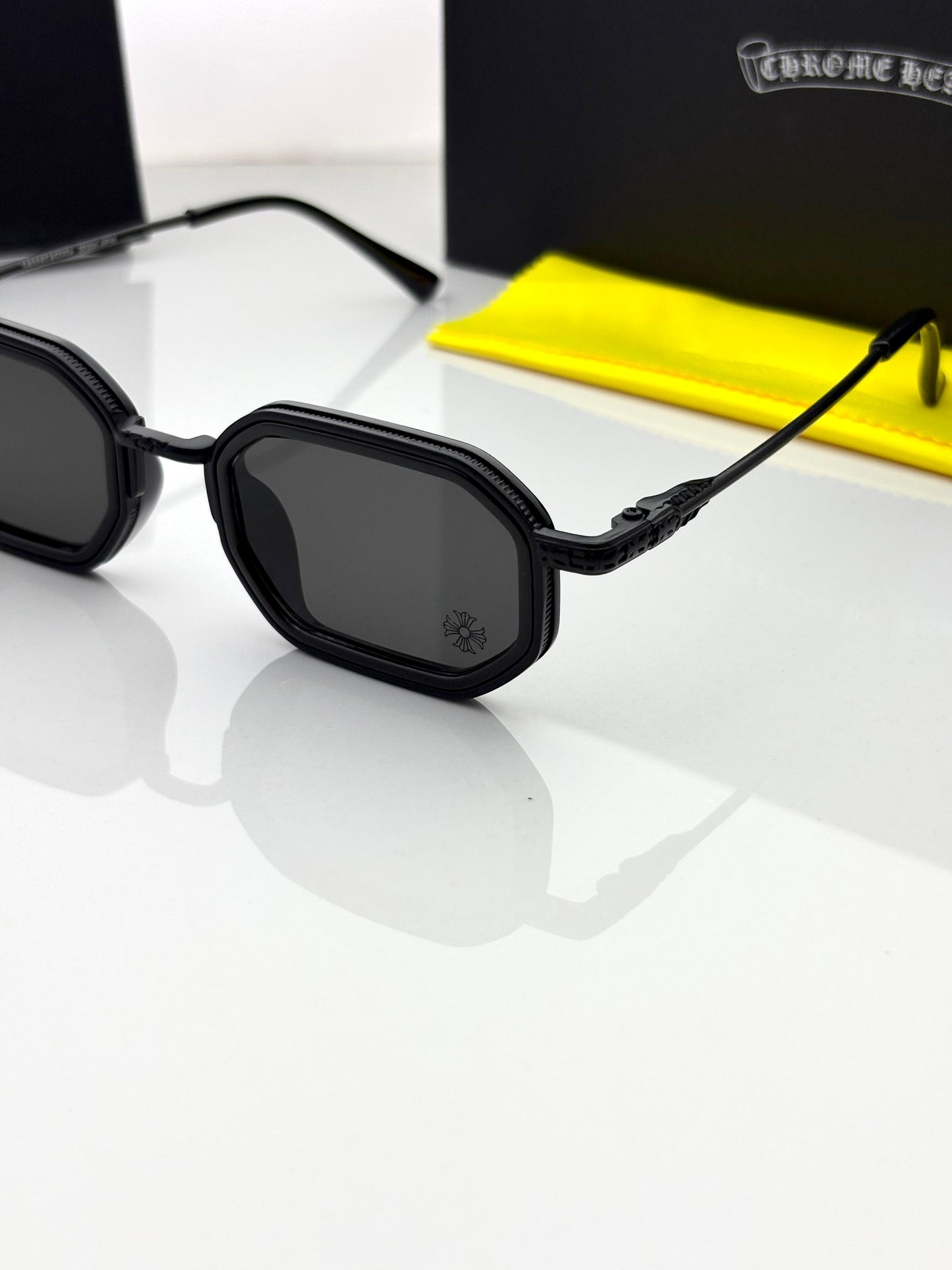 Chrome hearts