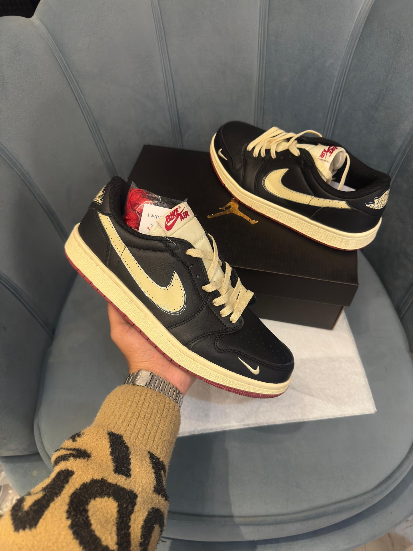Nike air jordan retro 1 low x nigel sylvester