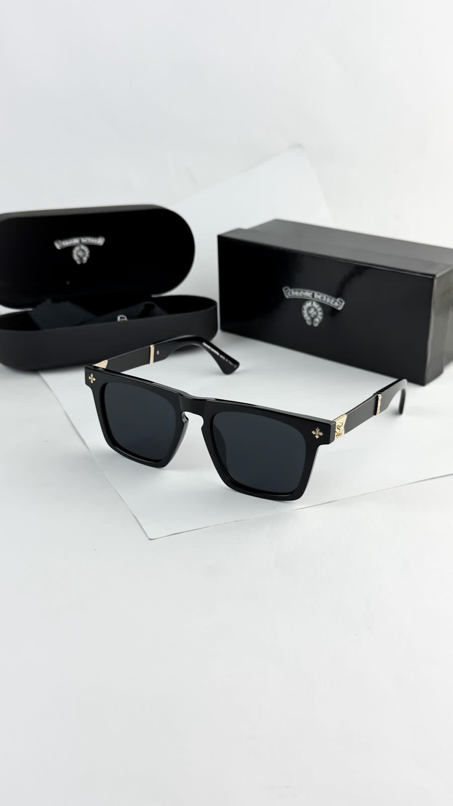 Chrome hearts