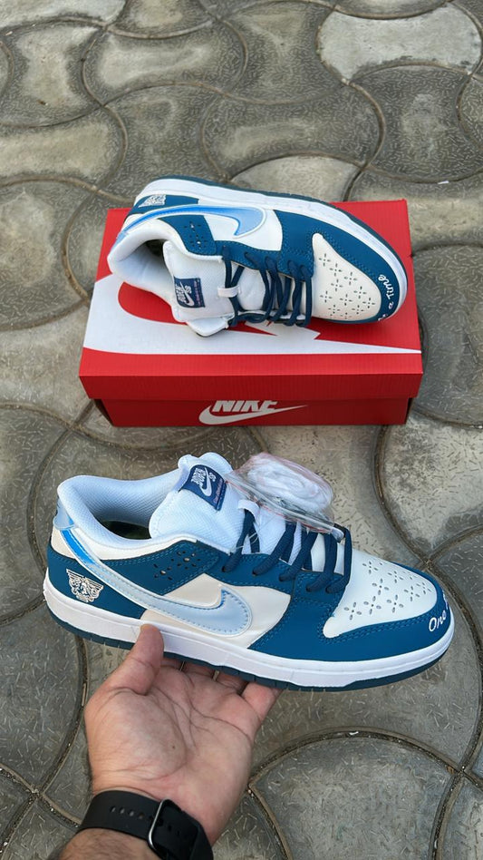 Nike sb dunk low born x