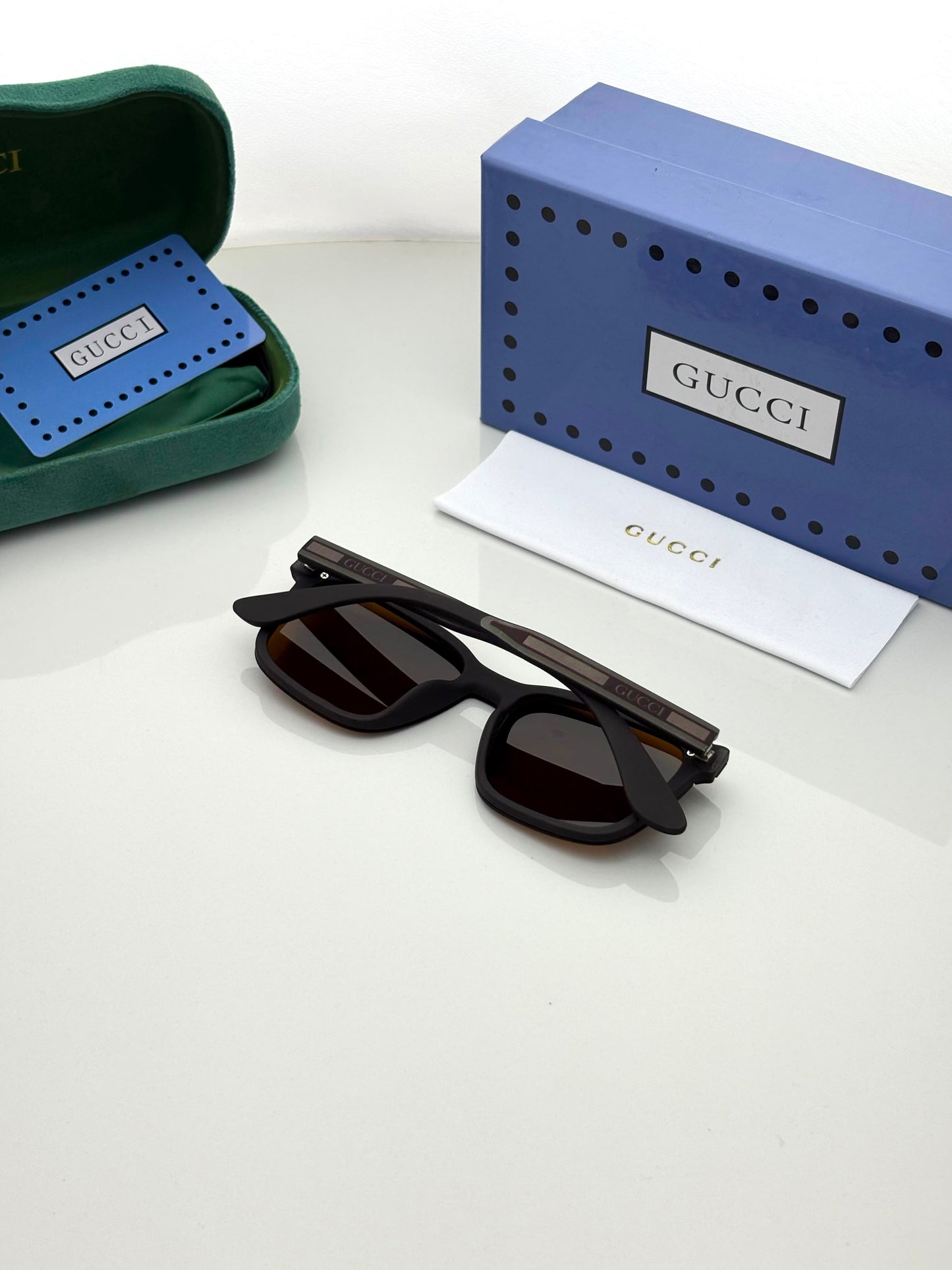 GUCCI
