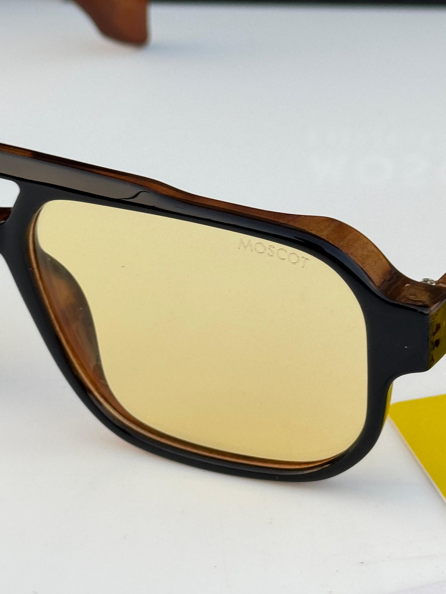Moscot