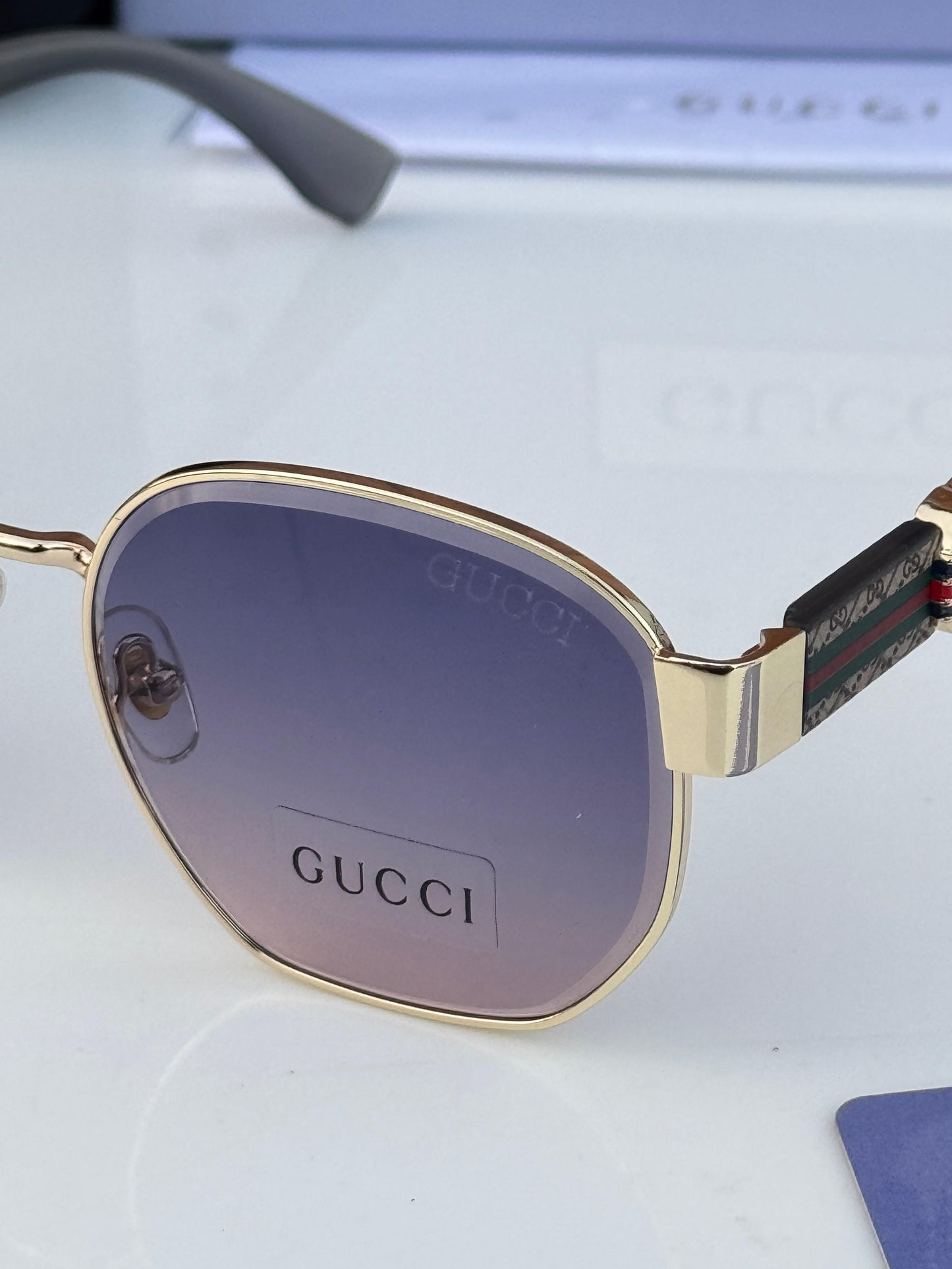 GUCCI
