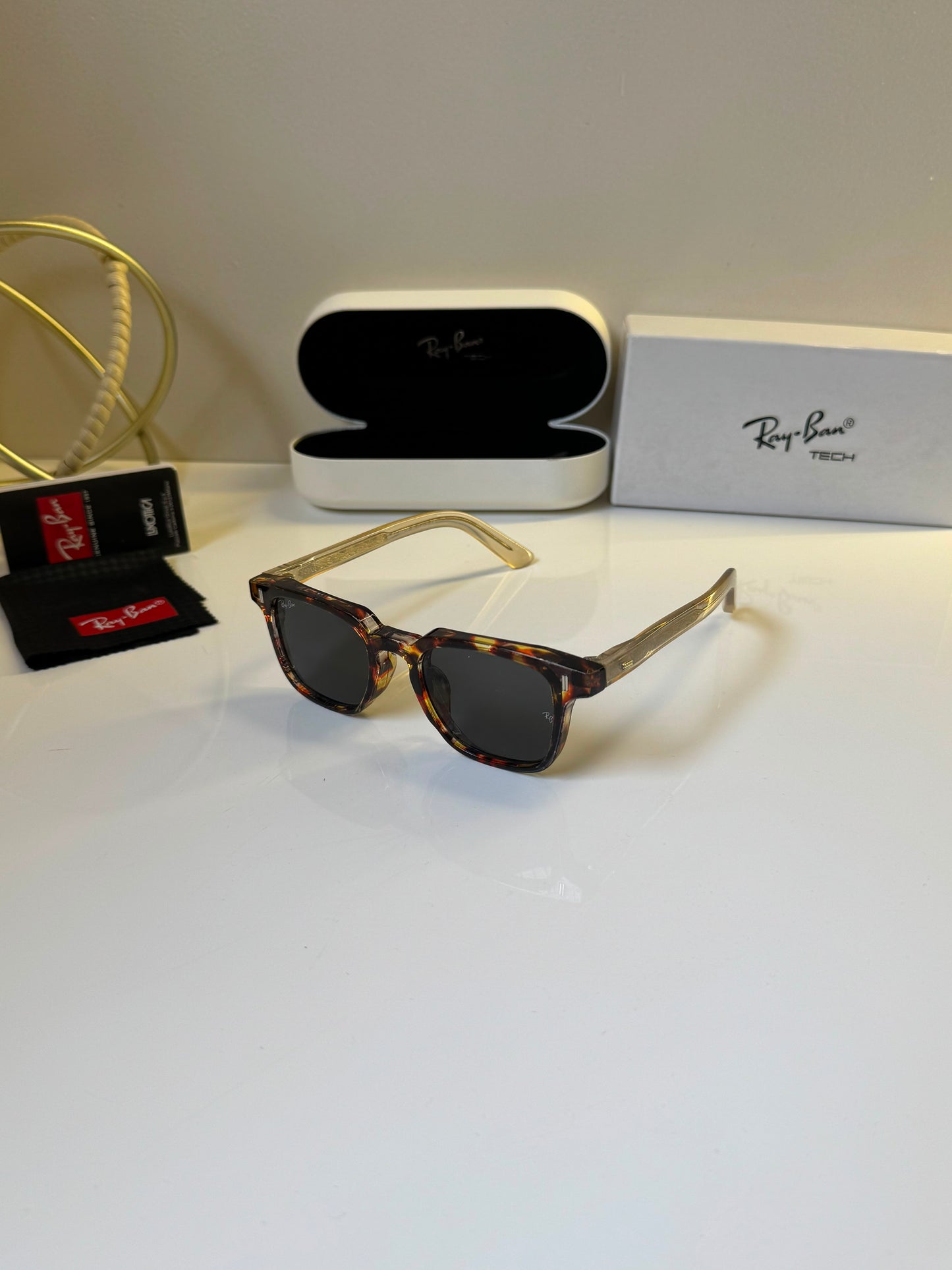 Rayban
