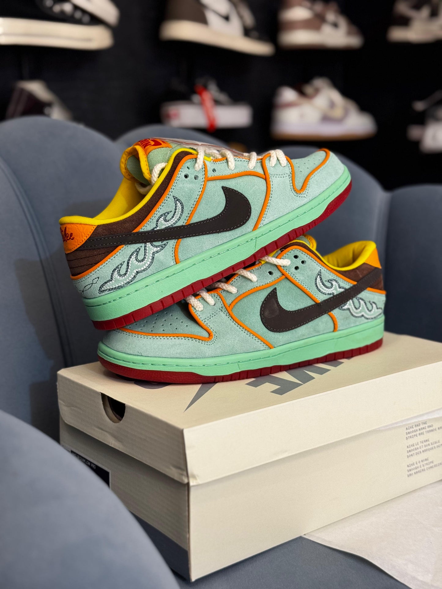 Nike sb dunk rodeo tourmaline