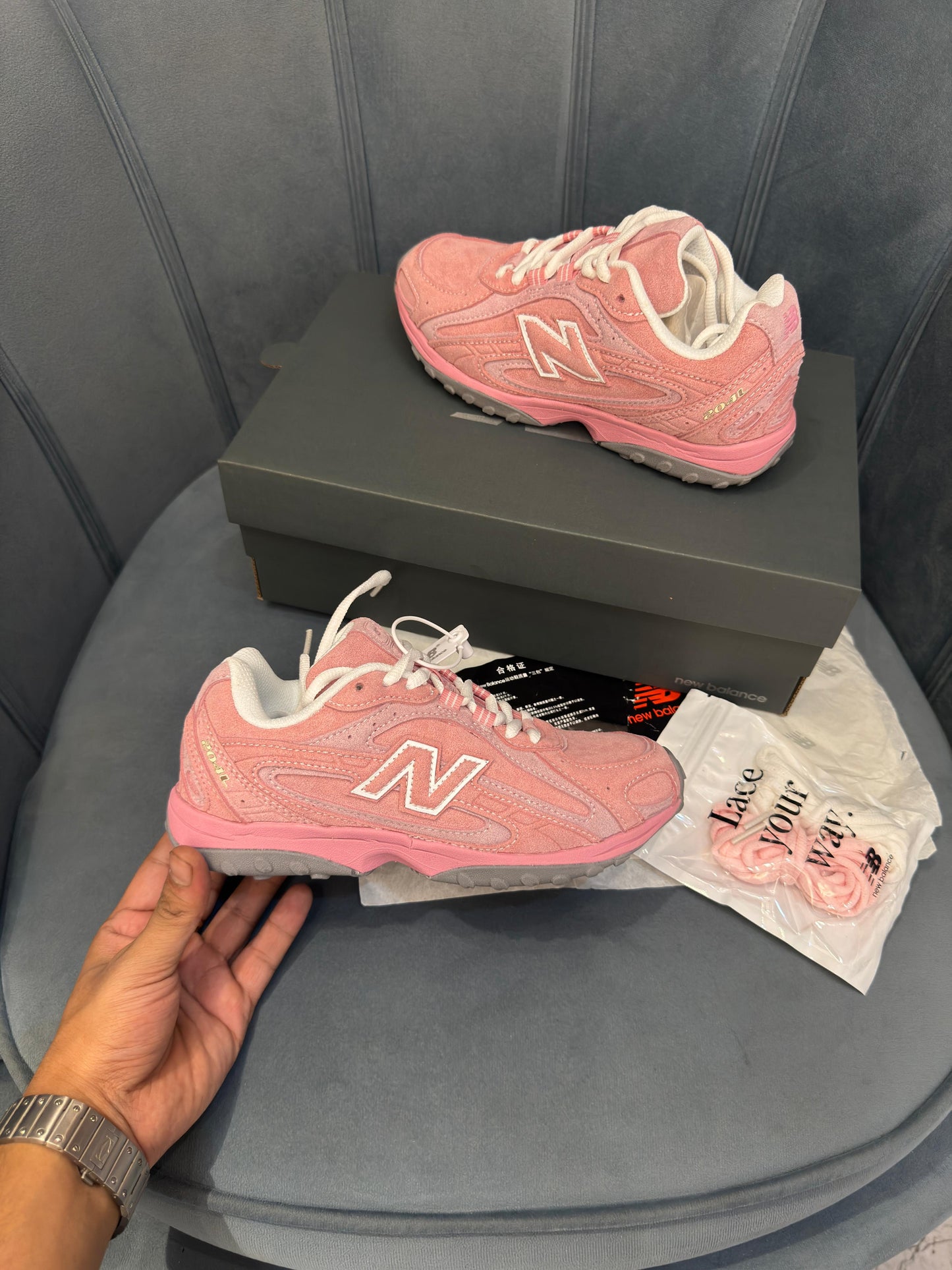 New balance 204L black pastel pink