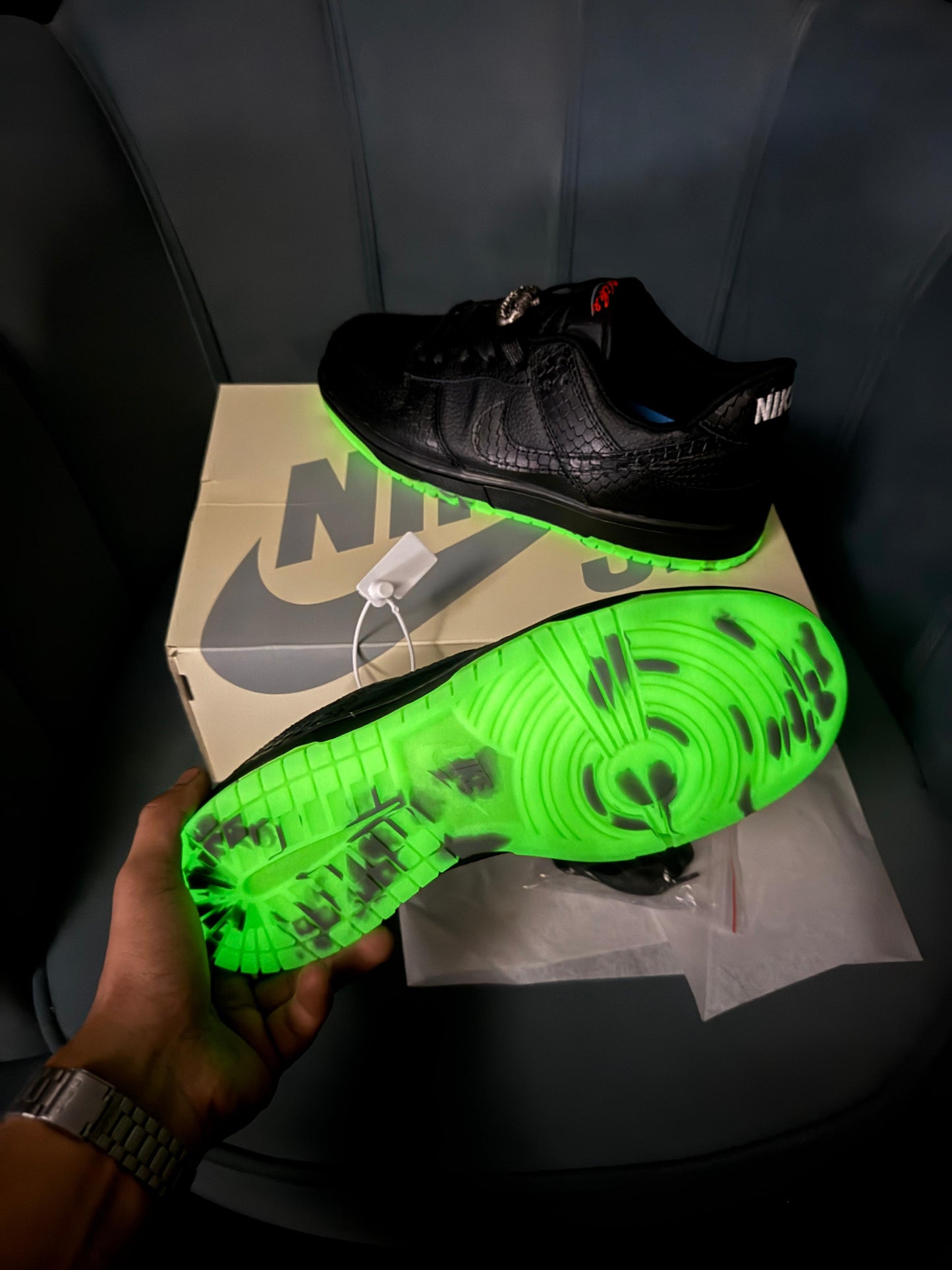 Nike sb dunk halloween