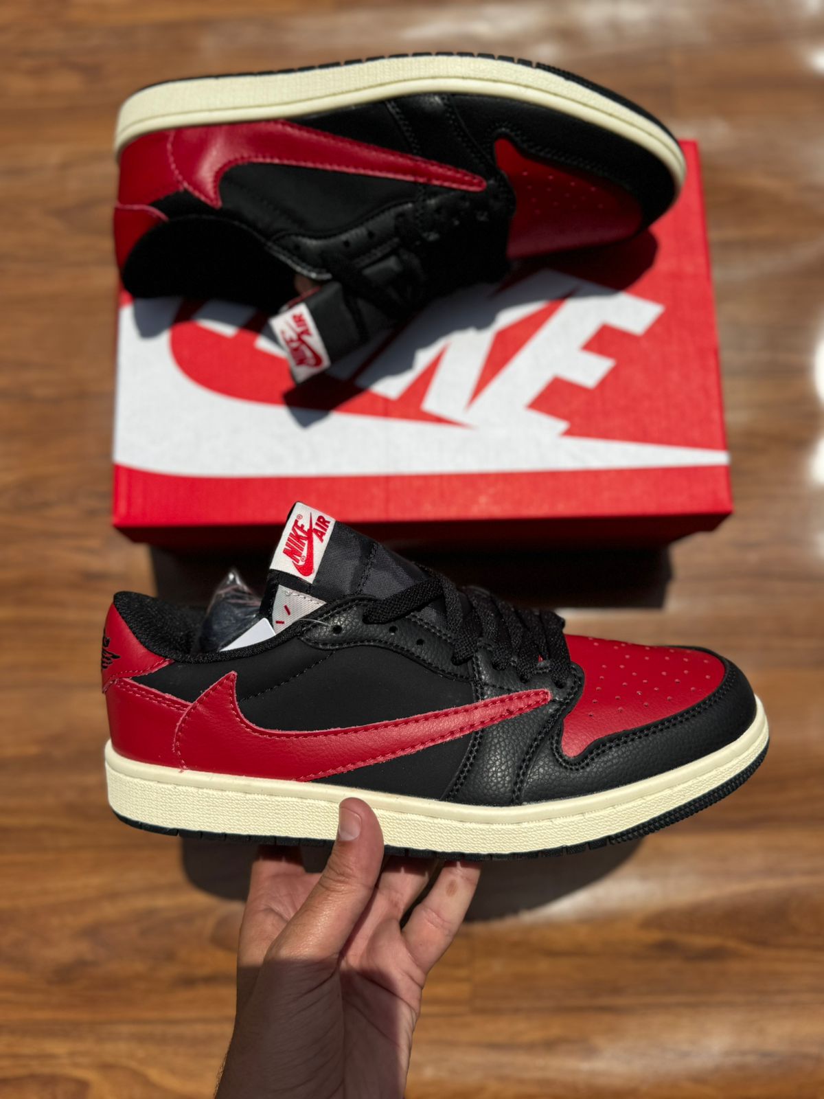 Nike air jordan low 1 Travis scott