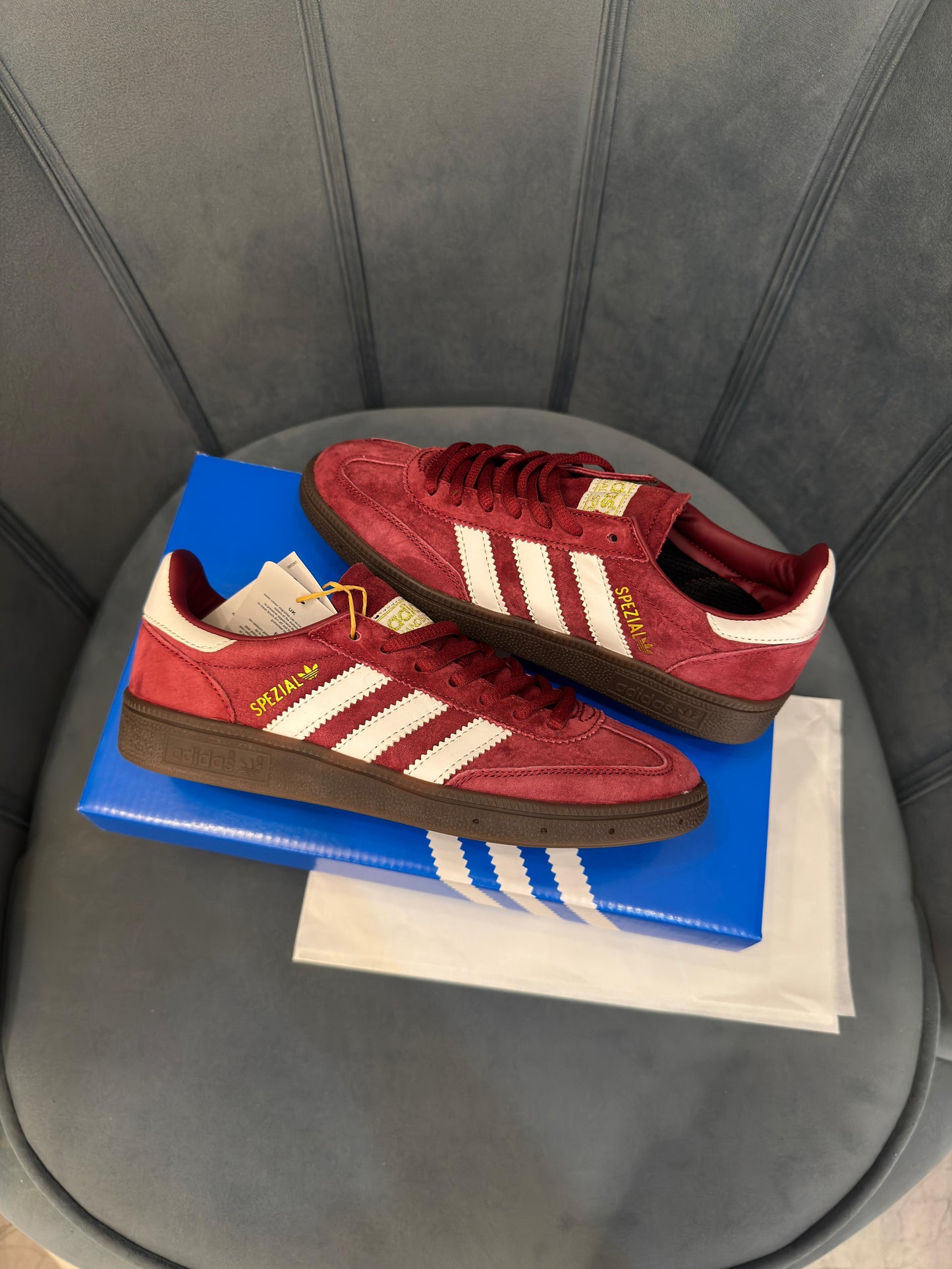 Adidas originals handball spezial cherry