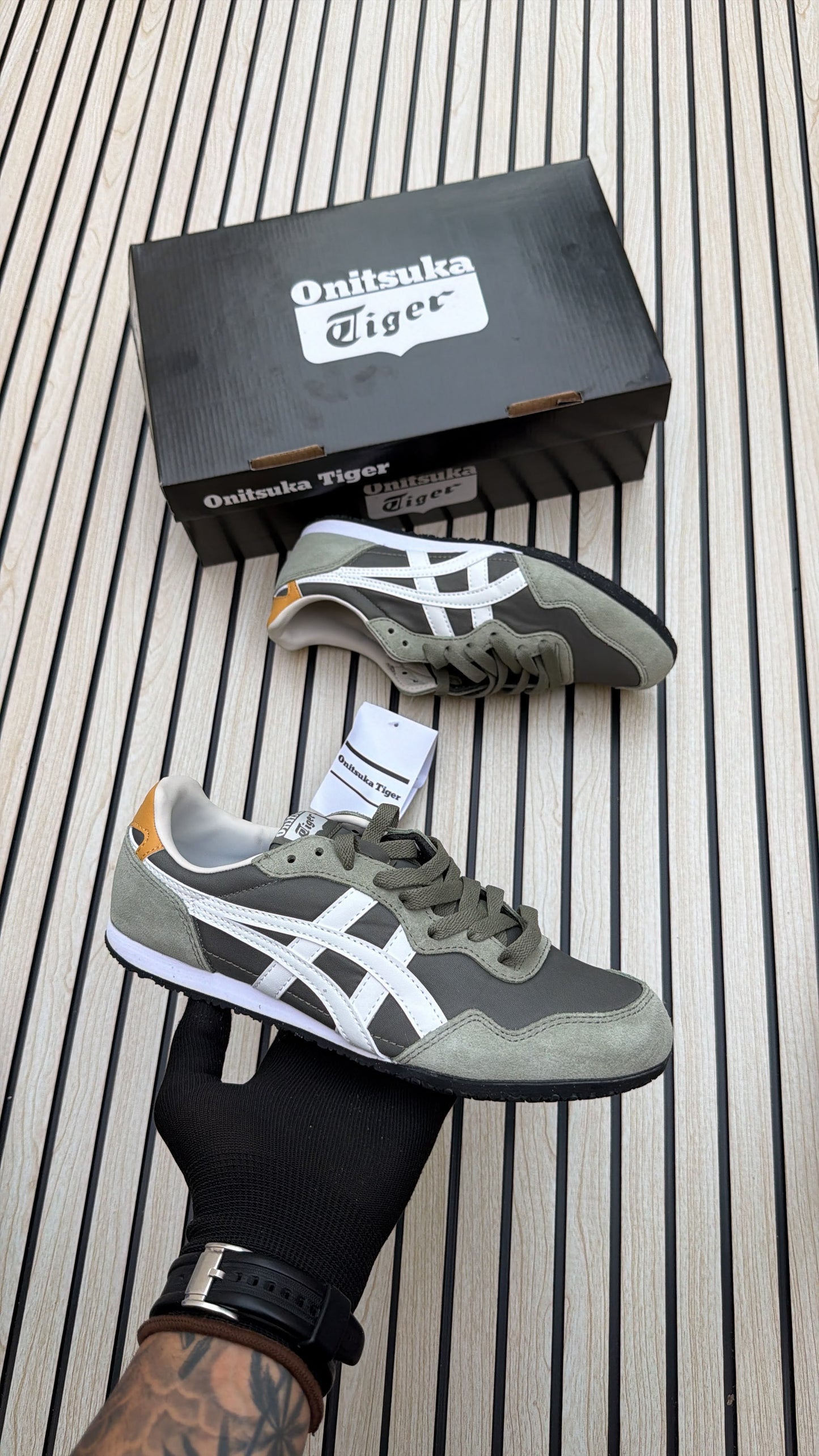 Onitsuka tiger serrano
