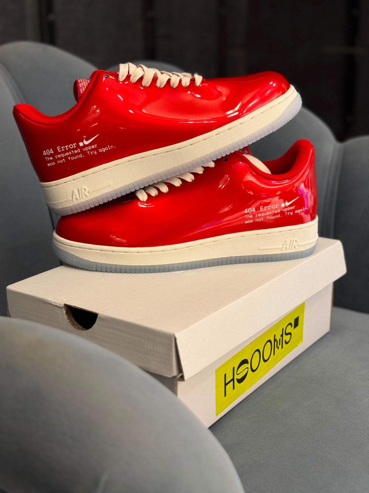 Nike airforce one 404 swoosh error red