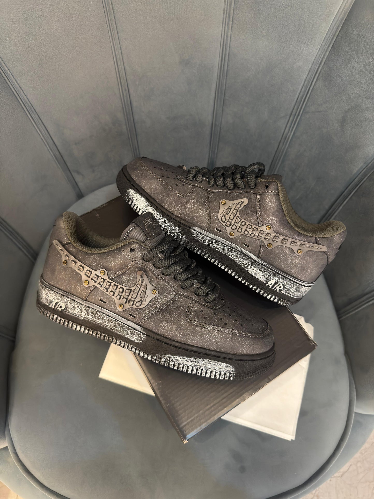 Nike airforce 1 metalwork
