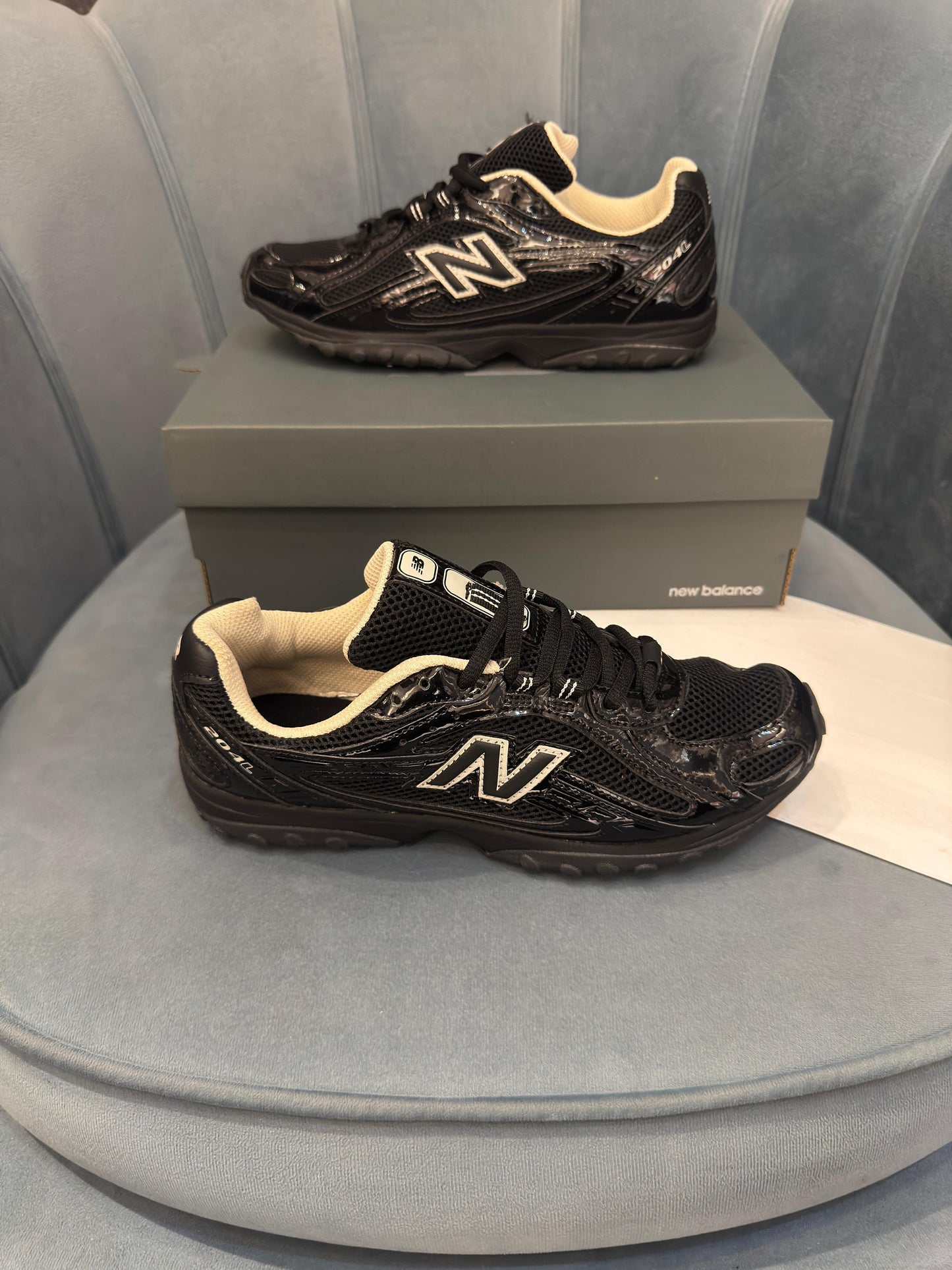 New balance 204L black timberwolf