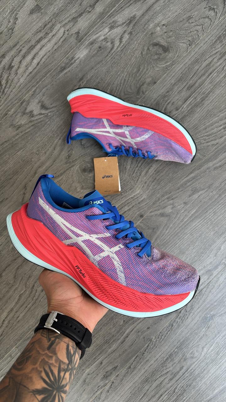 Asics superblast