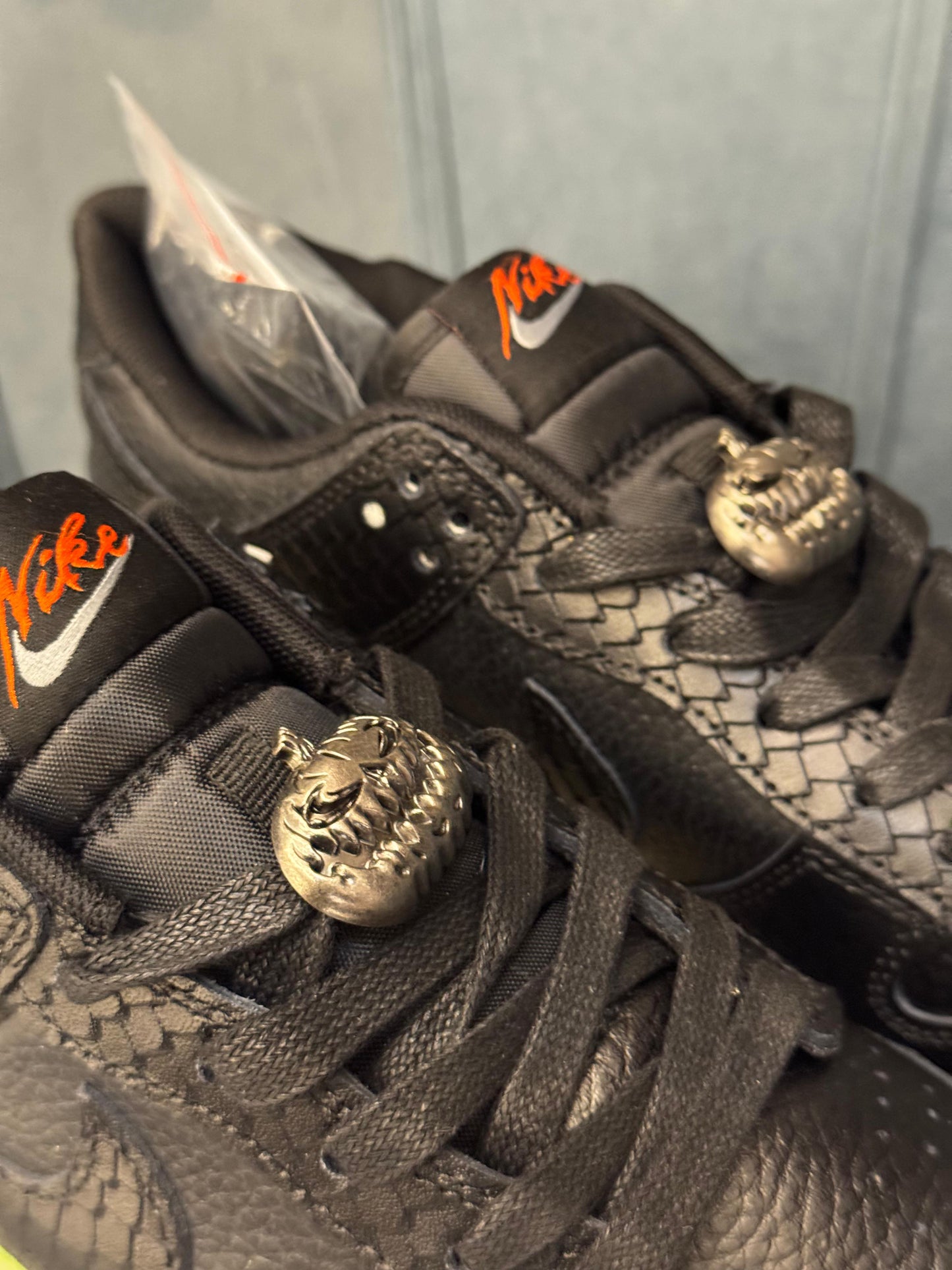 Nike sb dunk halloween