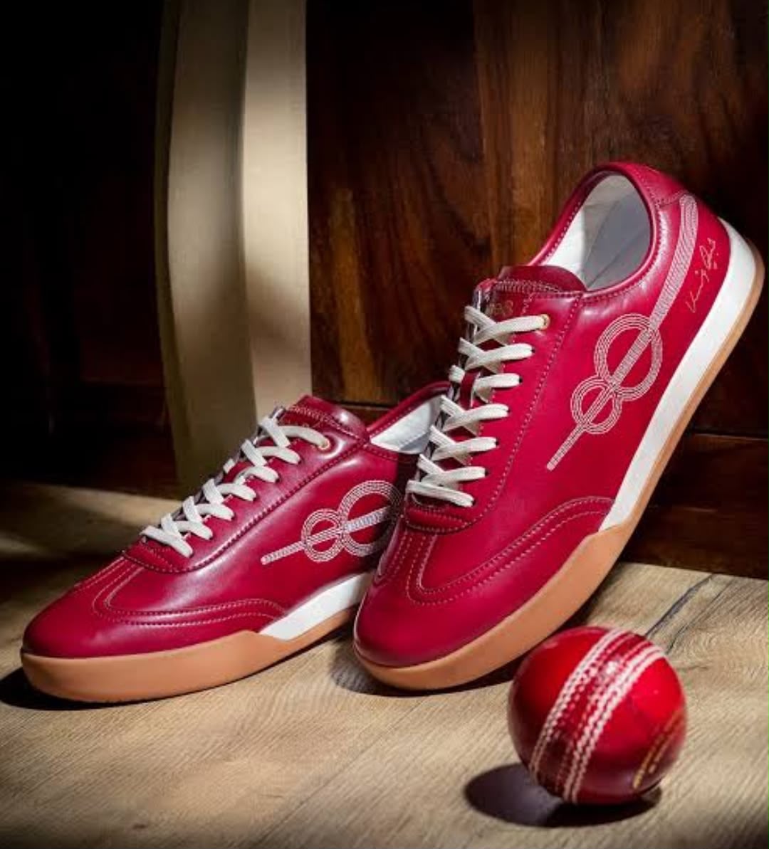 ONE8 SEAM XVIII X CHERRY