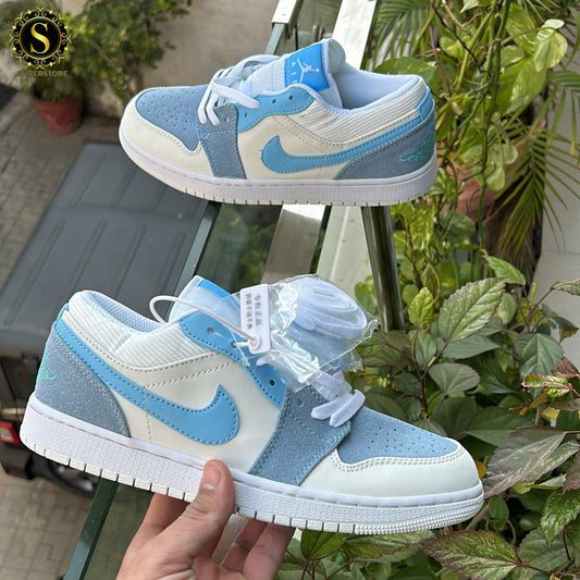 Nike air jordan 1s low ocean blue