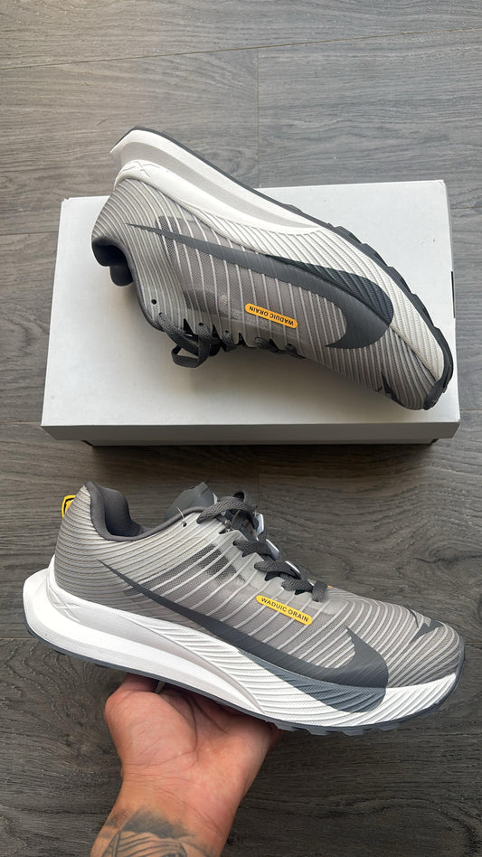 Nike trails