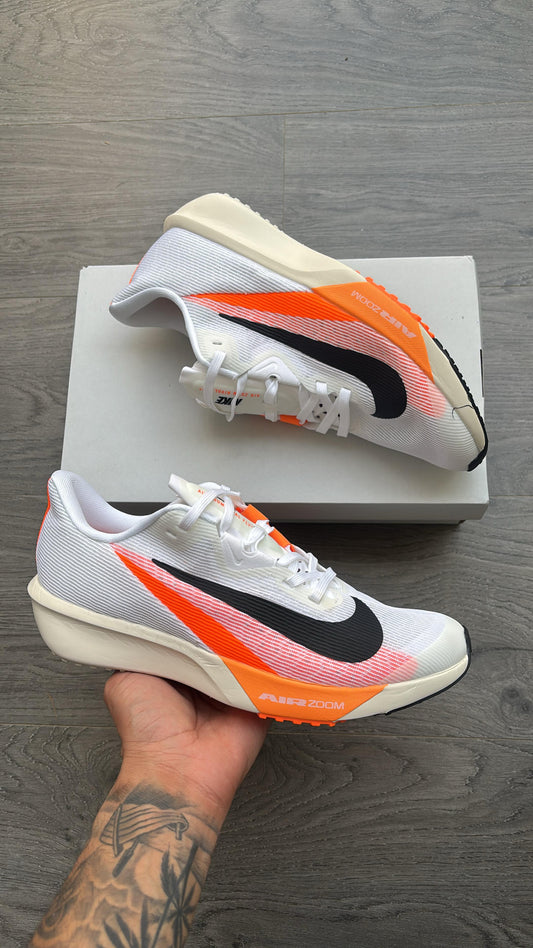 Nike racing fly 4