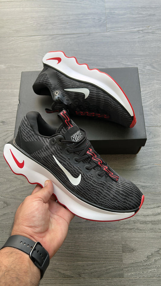 Nike zoom motiva react