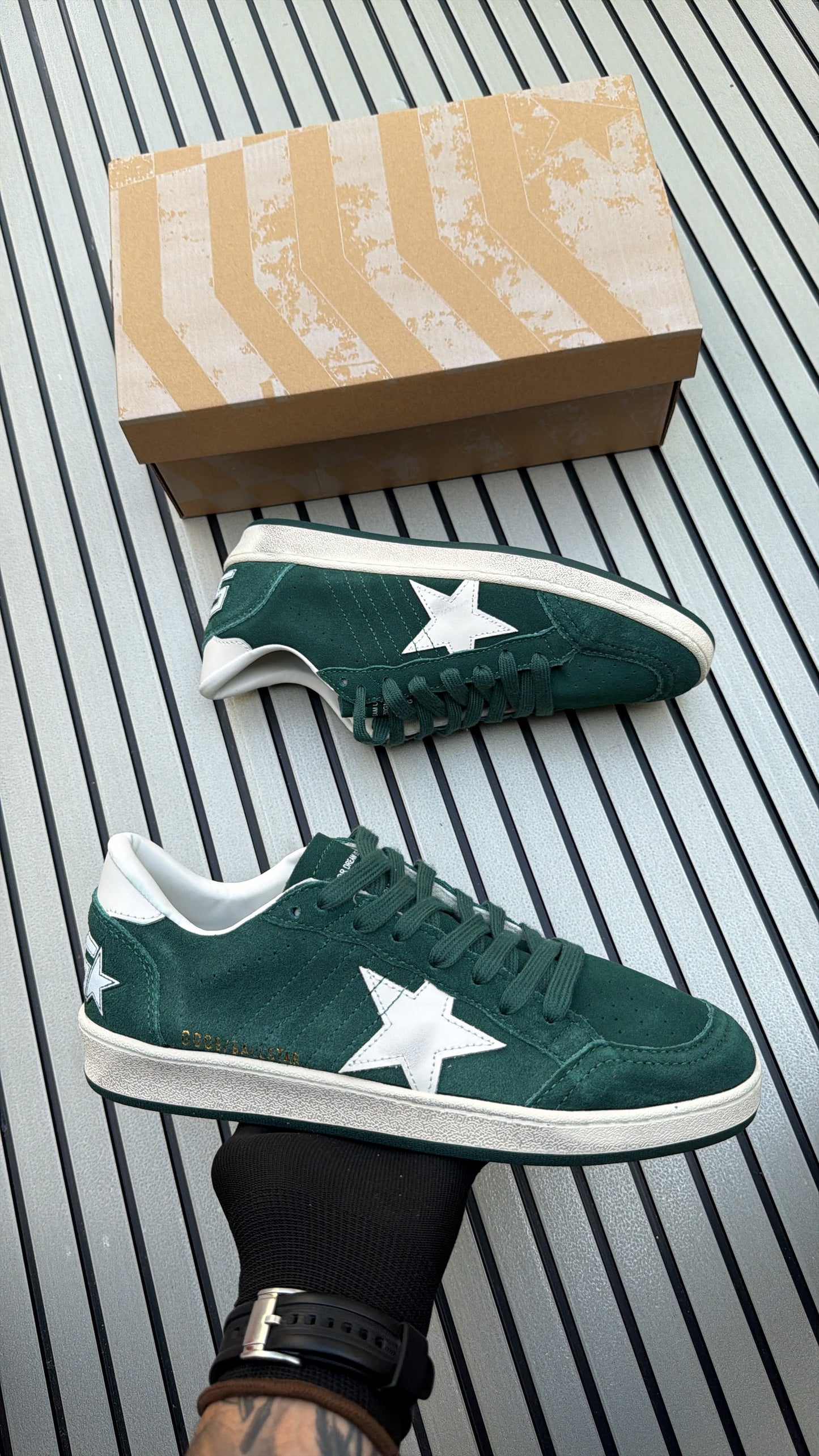 Golden goose ball star