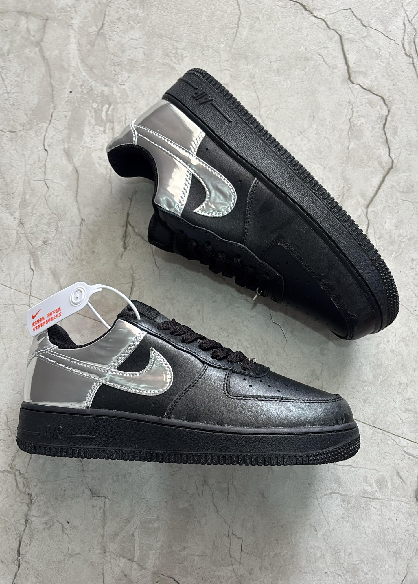 Nike airforce 1 originals metallic black