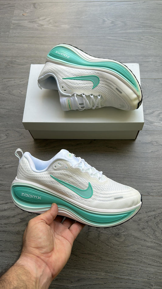 Nike vomero plus