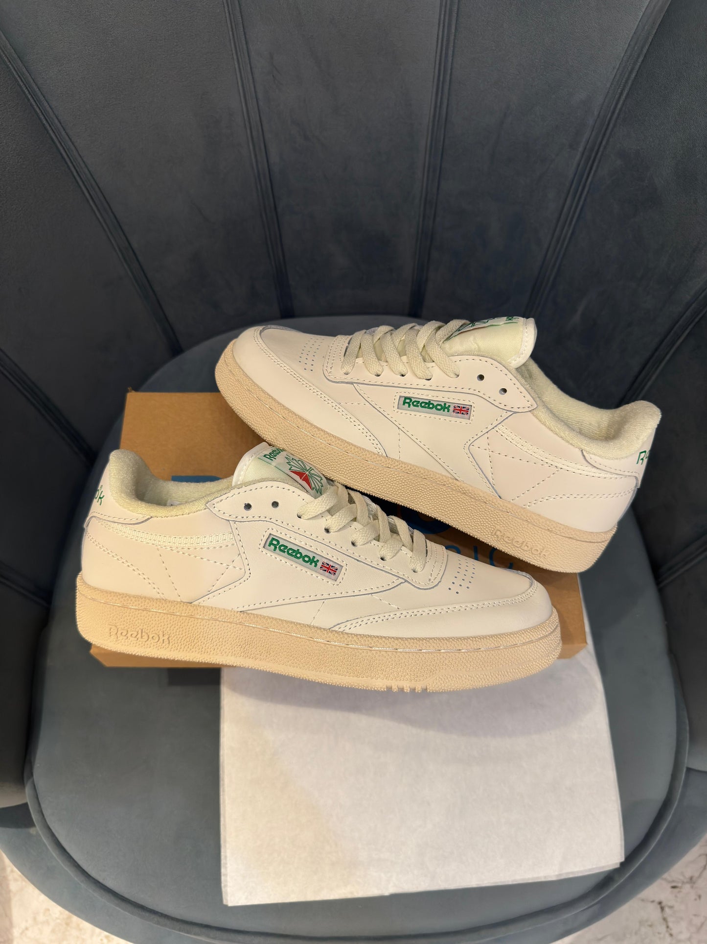Reebok classic chalk paperwhite