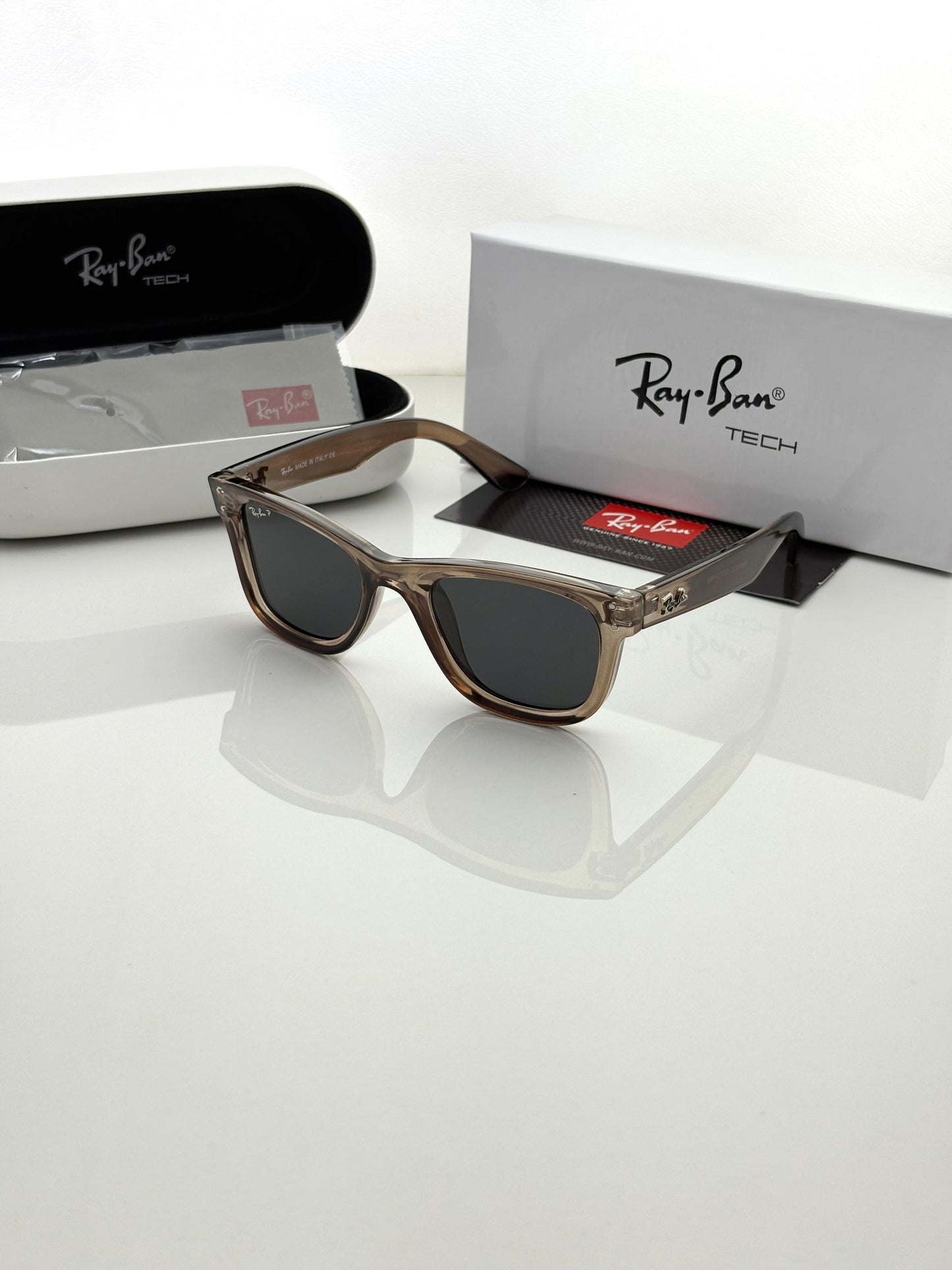 Ray ban