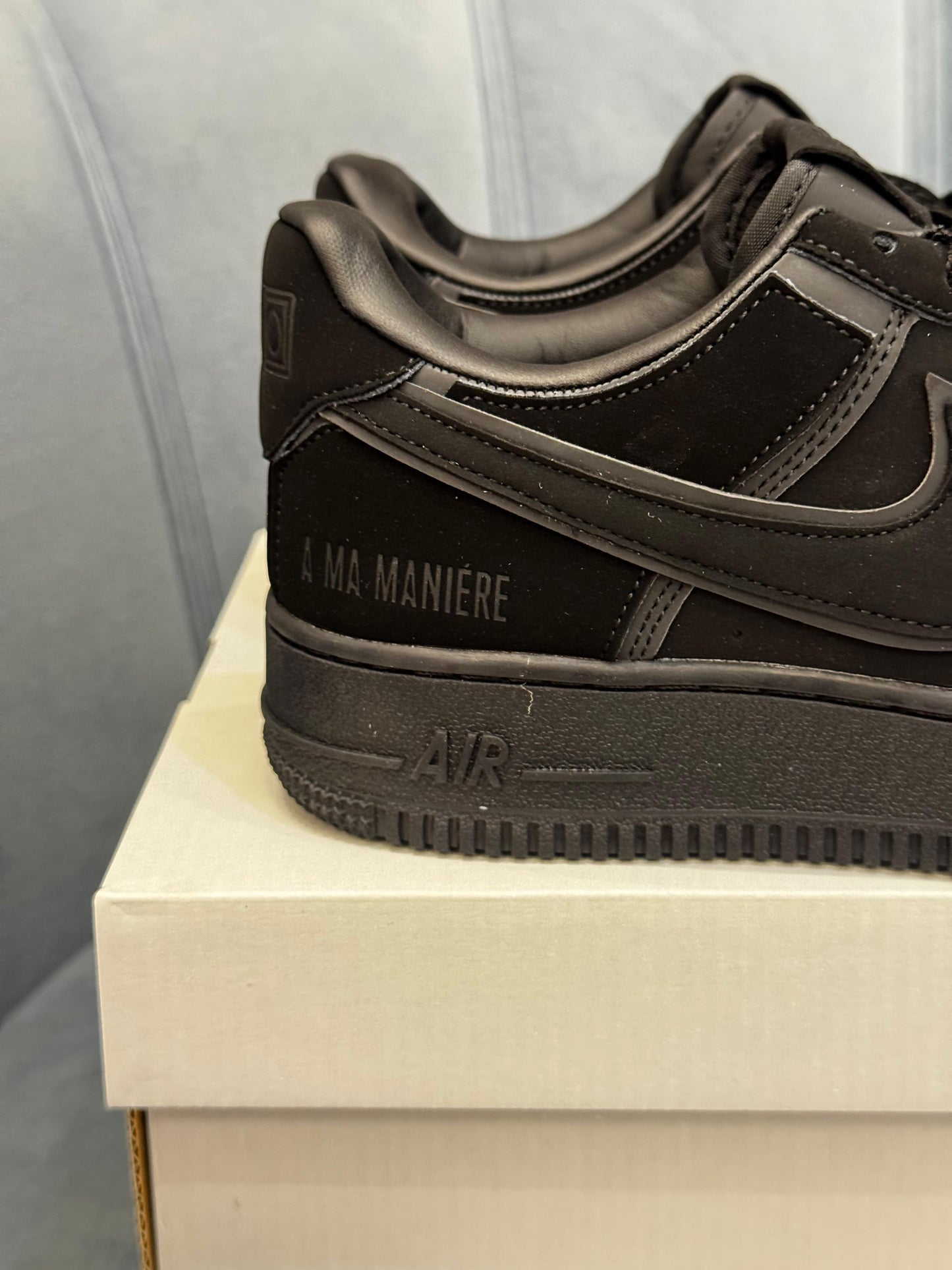Nike airforce 1 low black ma maniere