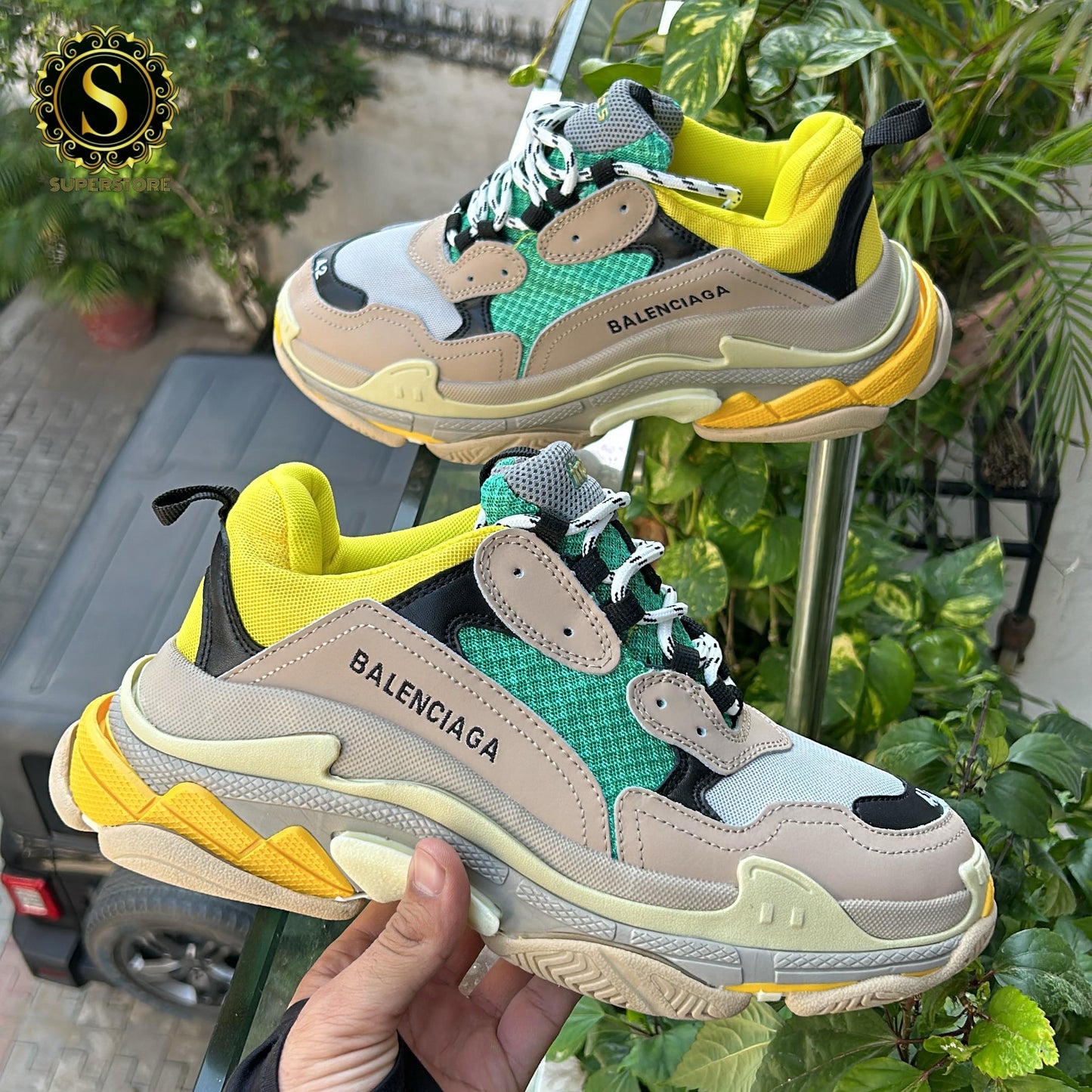 Balenciaga triple s