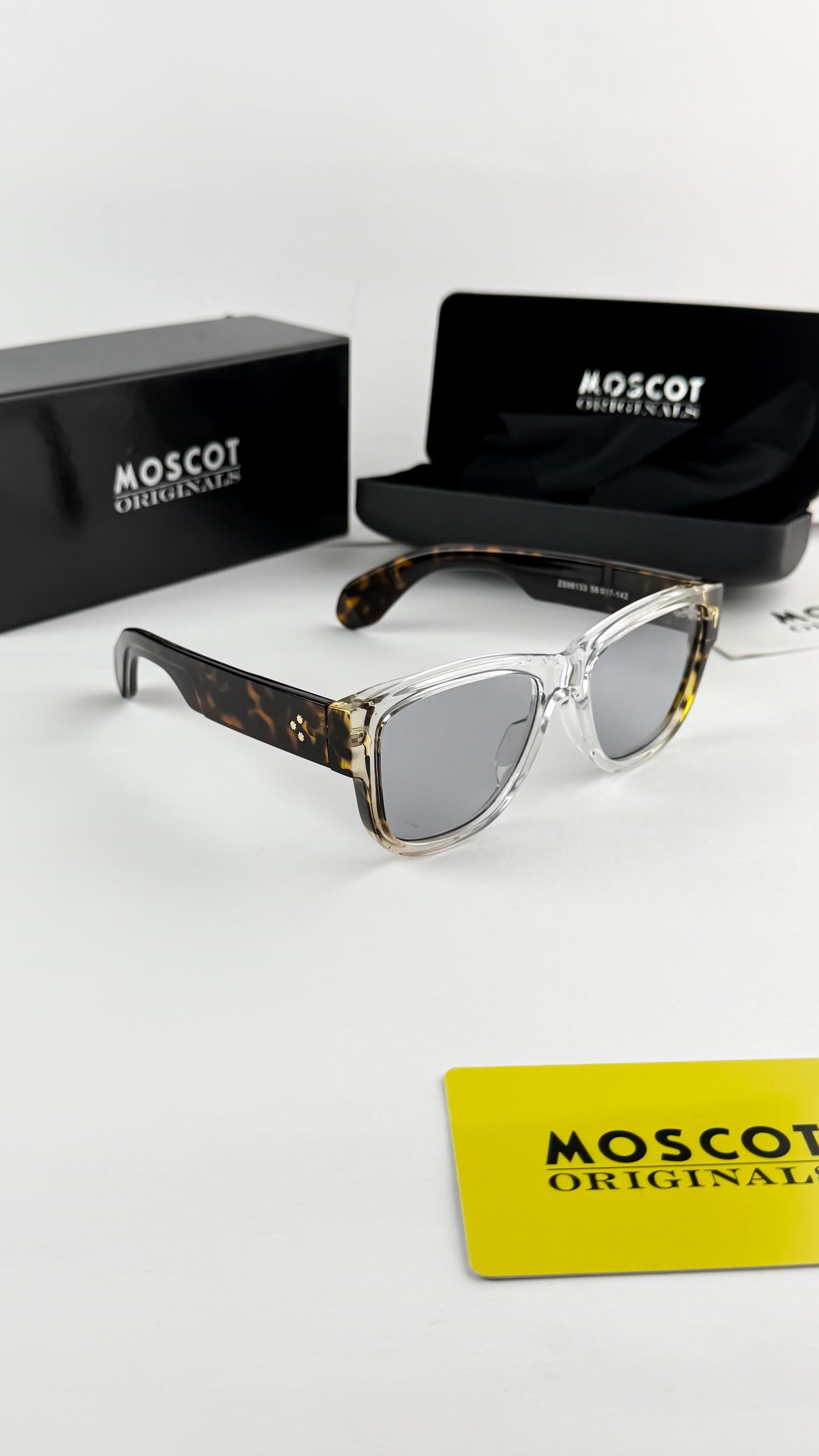Moscot tiger smokey