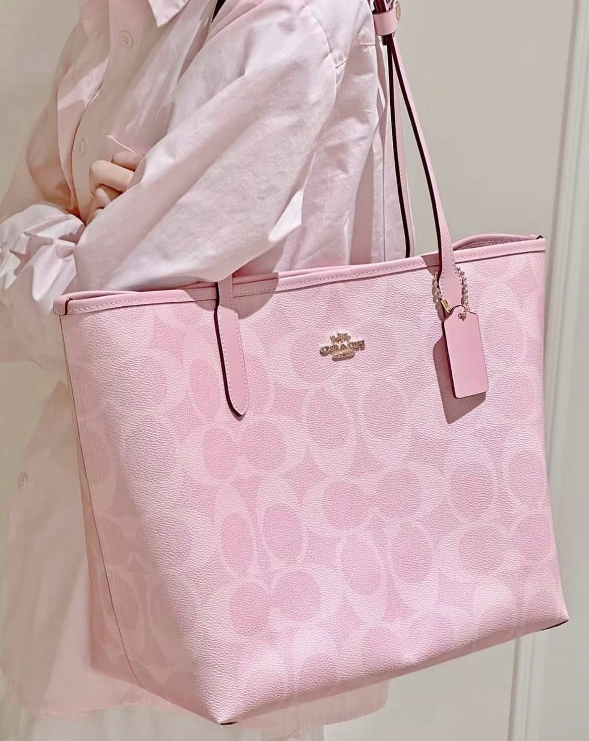 Coach city tote