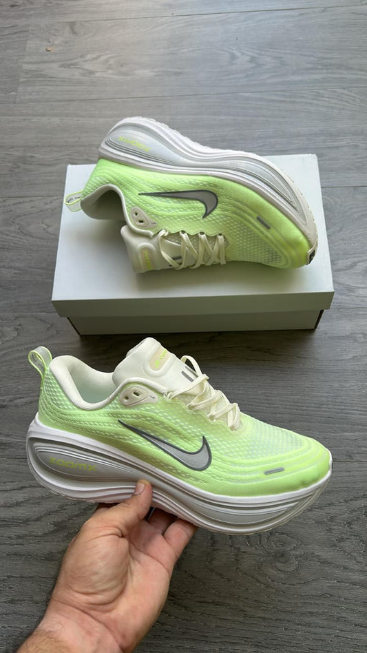 Nike vomero plus