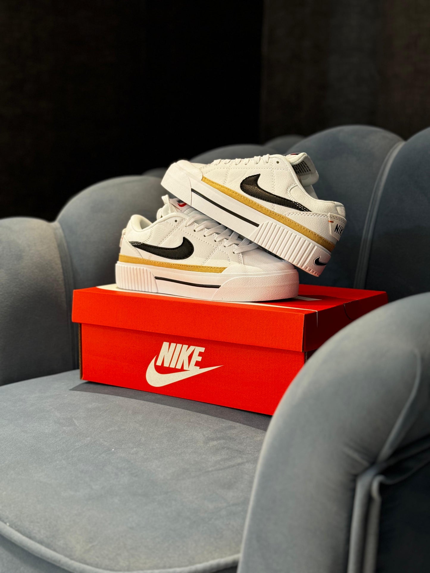 Nike court legacy lift