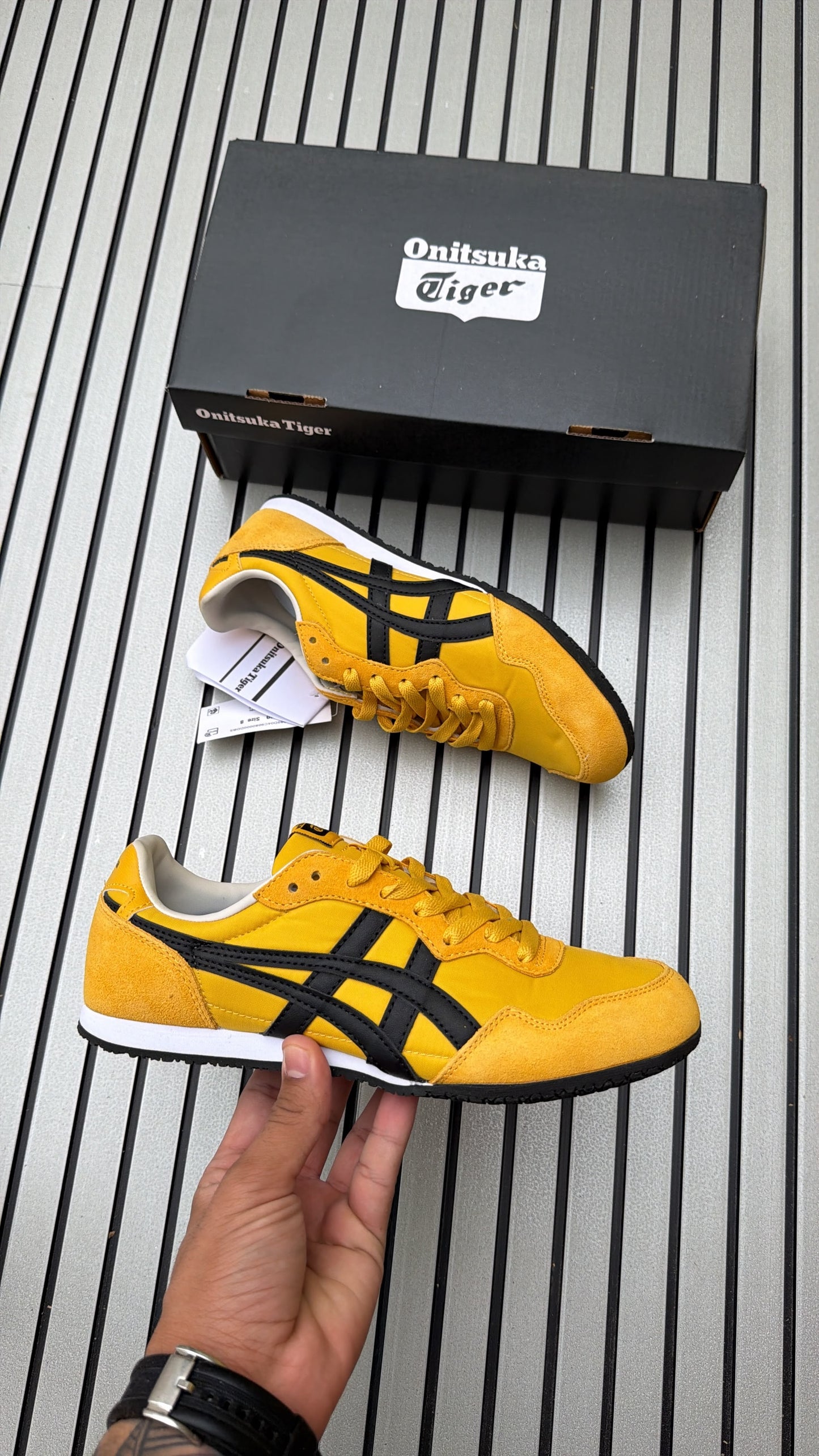 Onitsuka tiger serrano