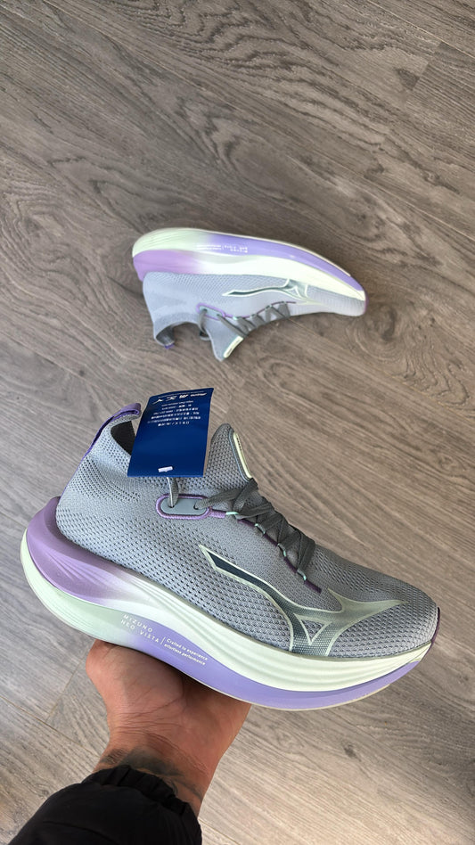 Mizuno neo vista